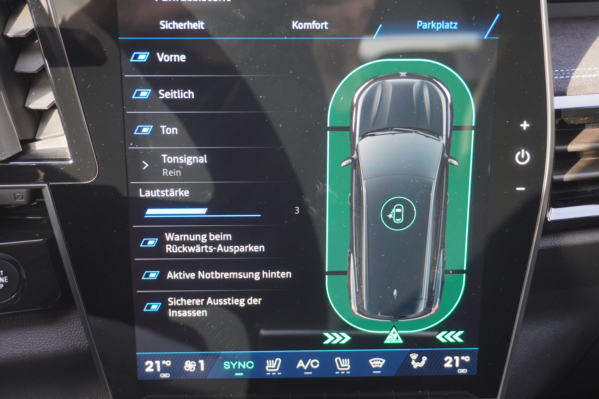 listing desktop thumbnail image 23