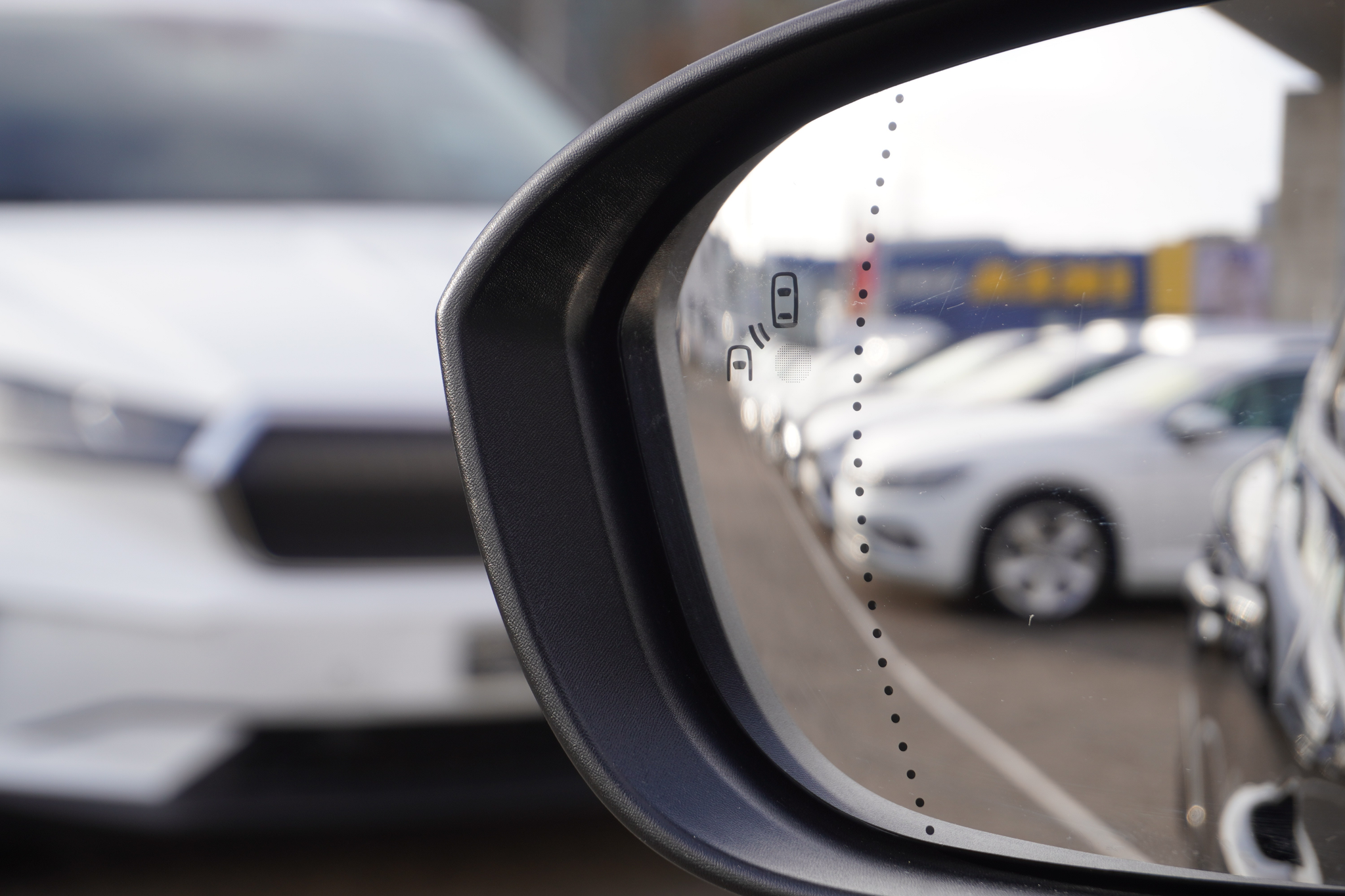 listing desktop thumbnail image 28