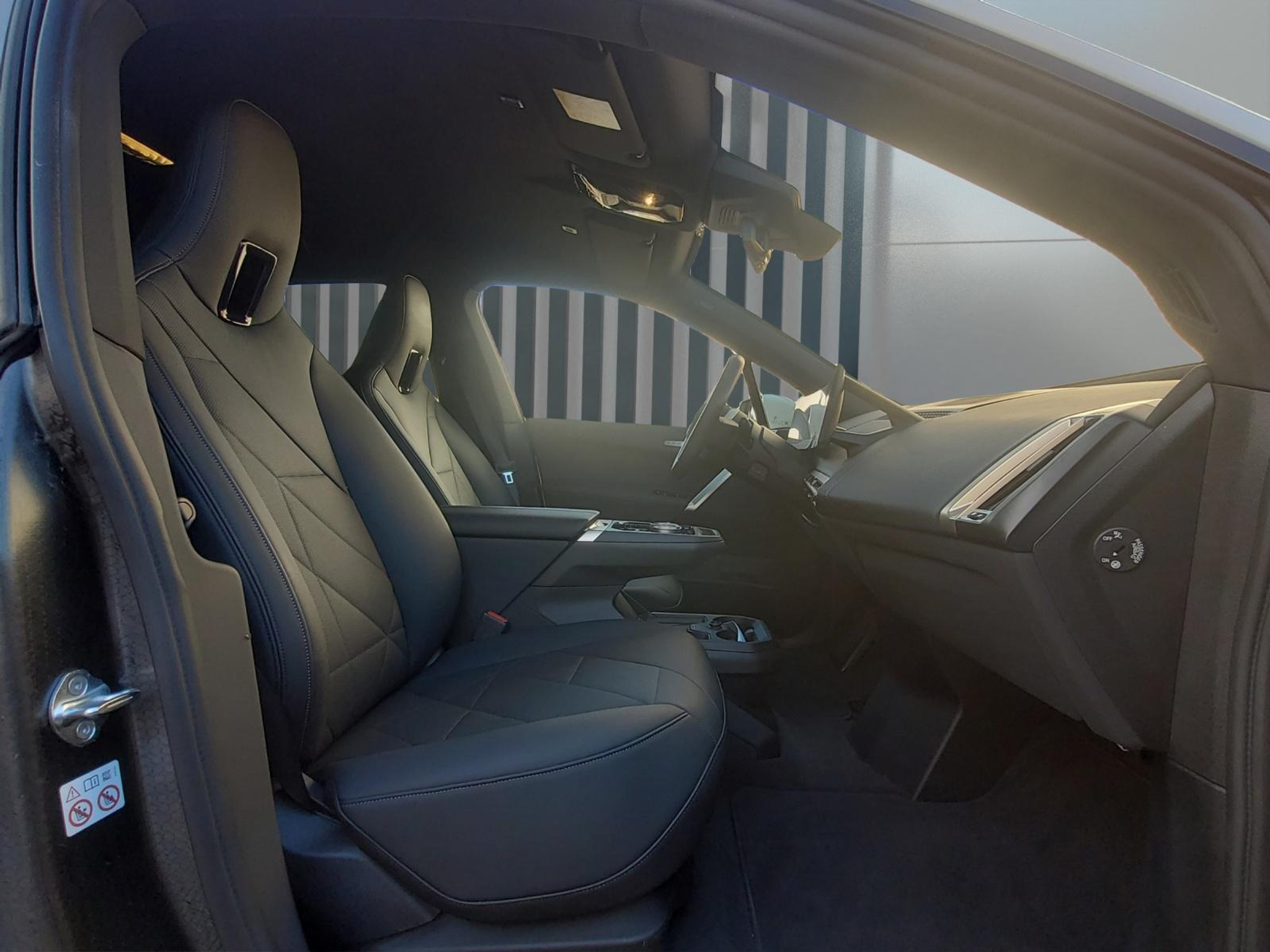 listing desktop thumbnail image 19