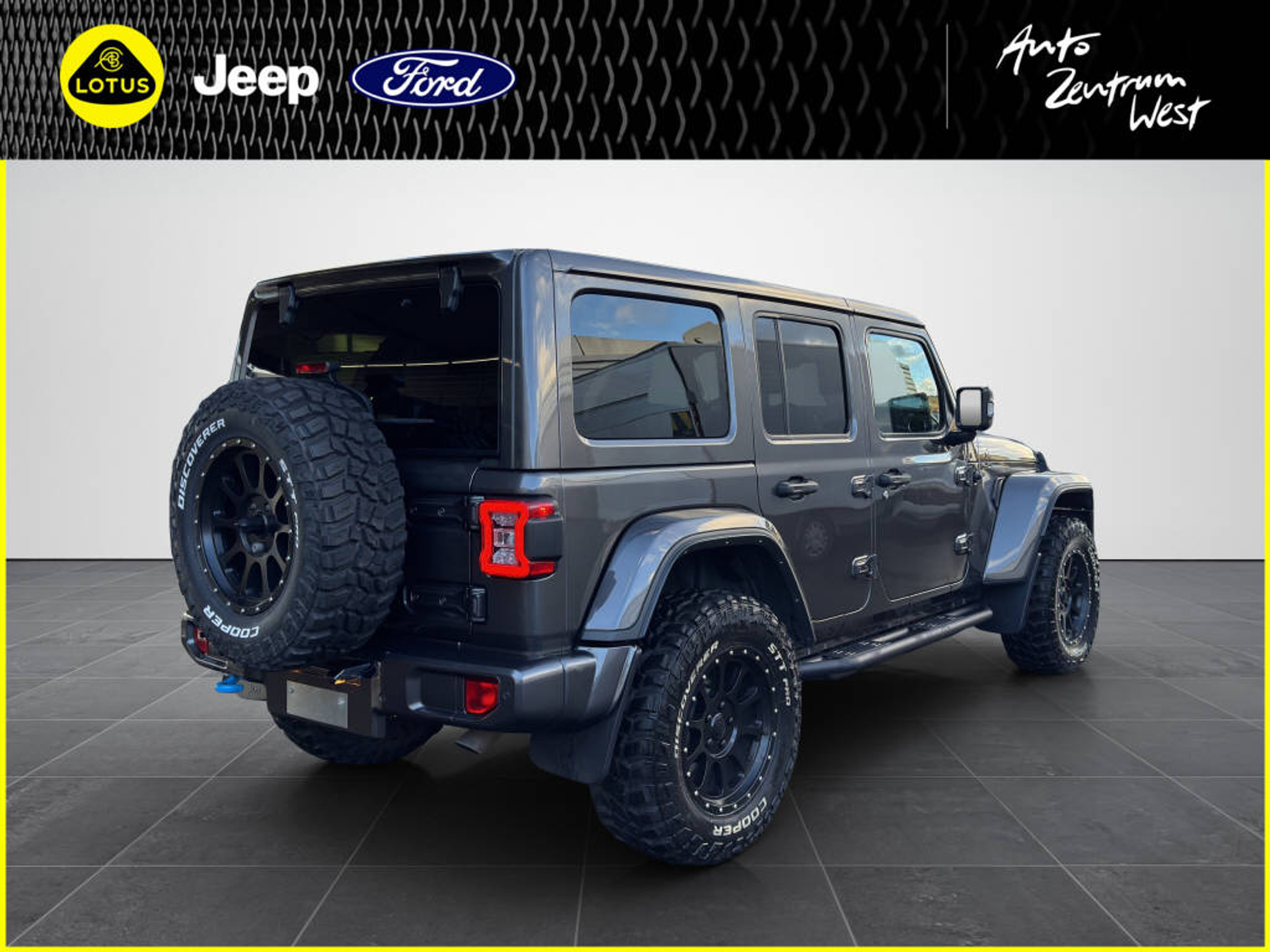 listing desktop thumbnail image 4