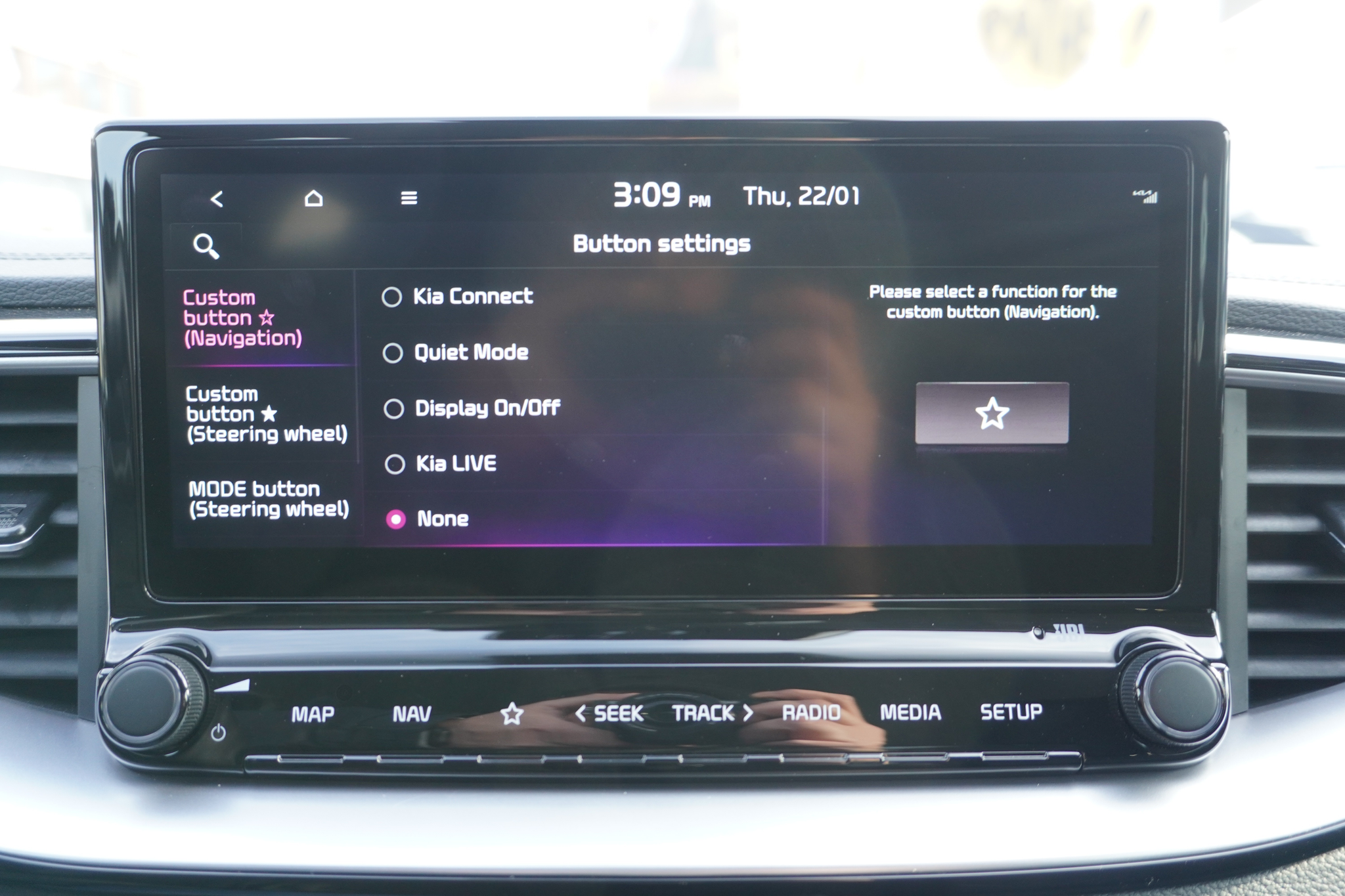 listing desktop thumbnail image 23