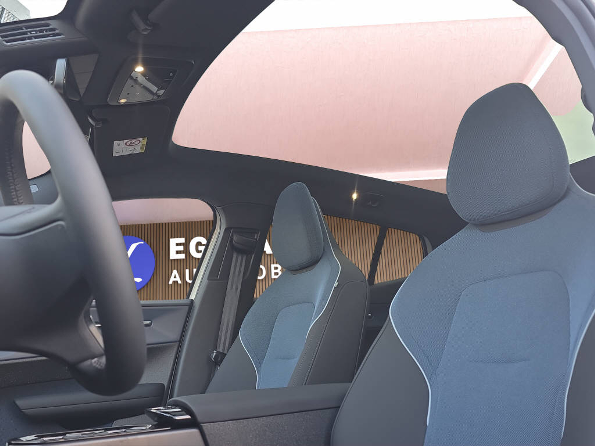 listing desktop thumbnail image 12