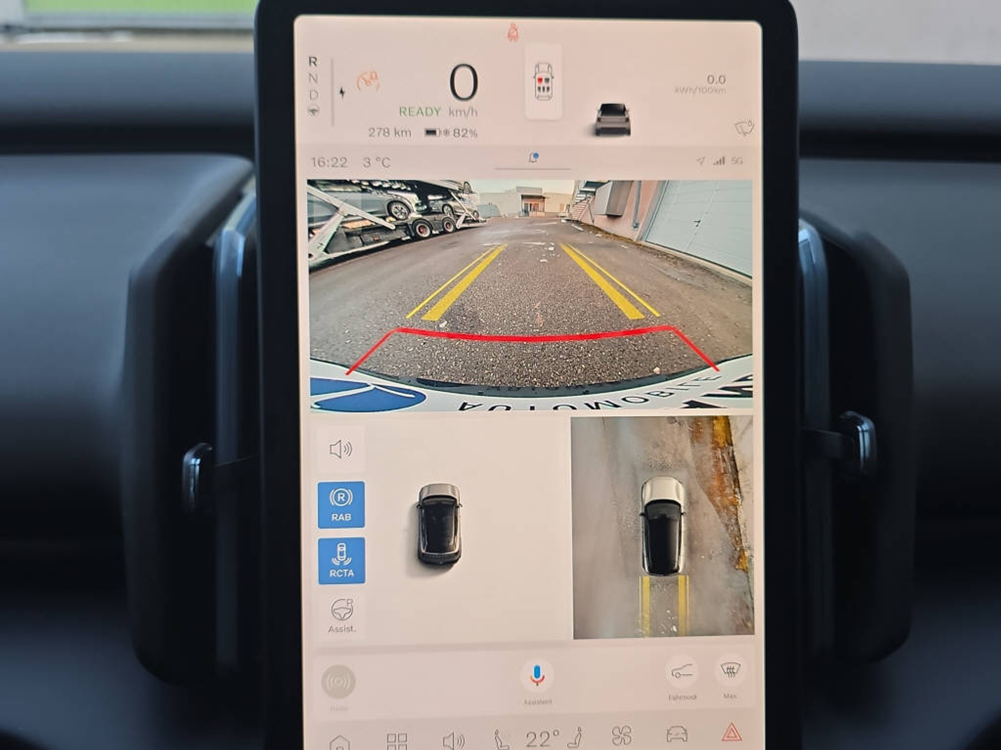 listing desktop thumbnail image 21