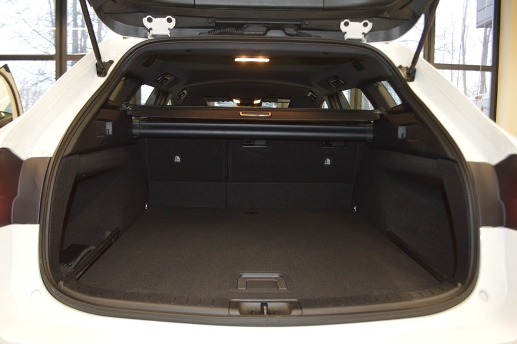 listing desktop thumbnail image 13