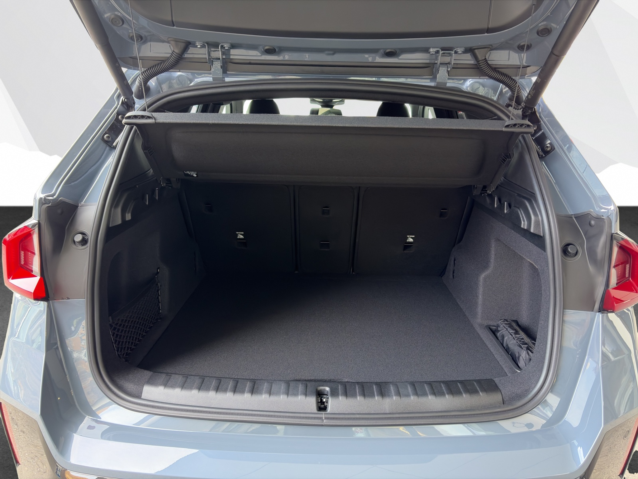 listing desktop thumbnail image 16