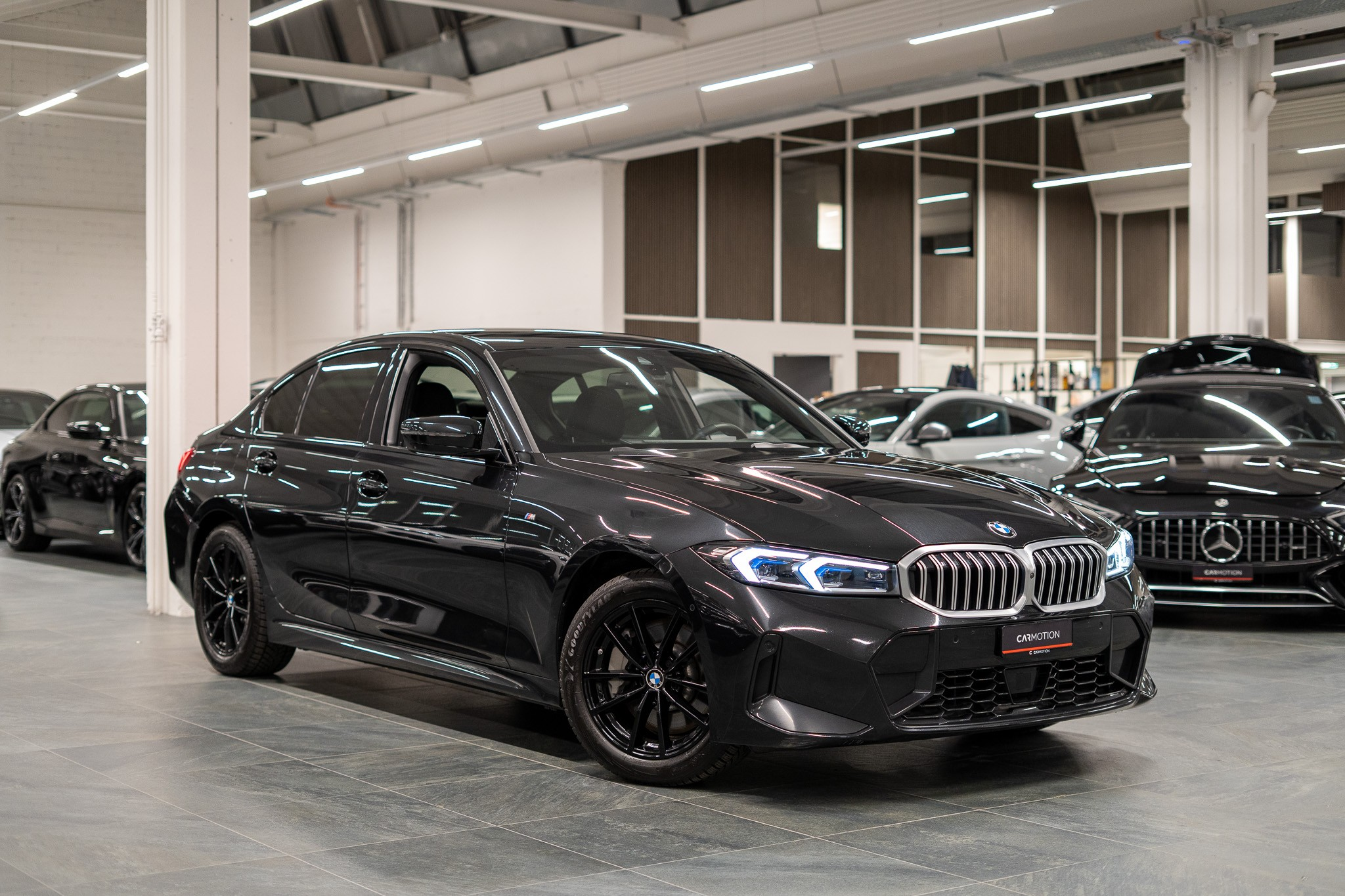 listing desktop thumbnail image 2