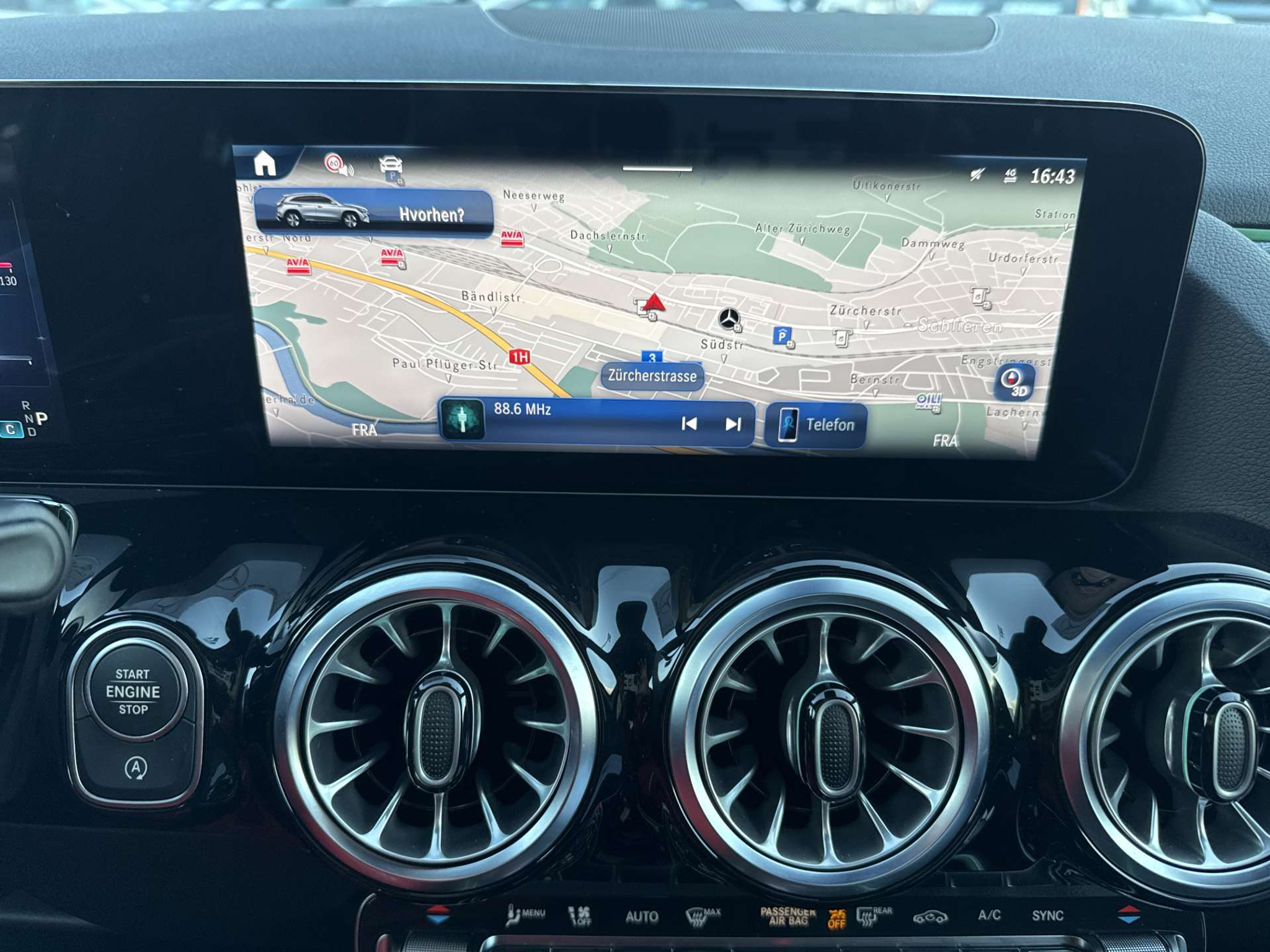 listing desktop thumbnail image 1