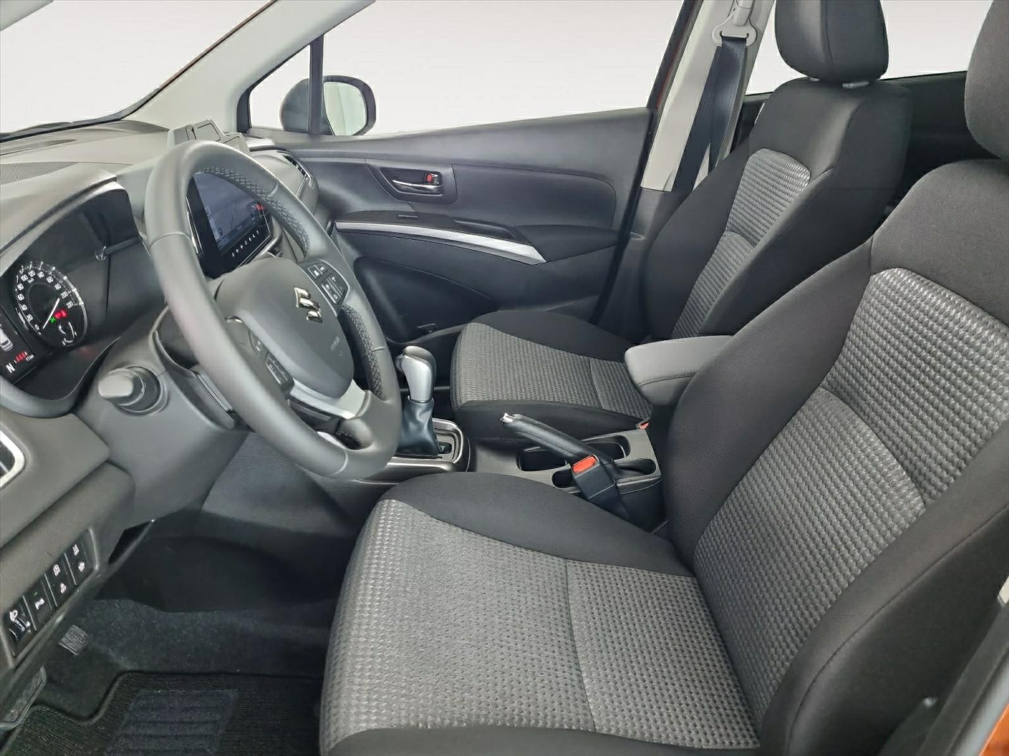 listing desktop thumbnail image 4