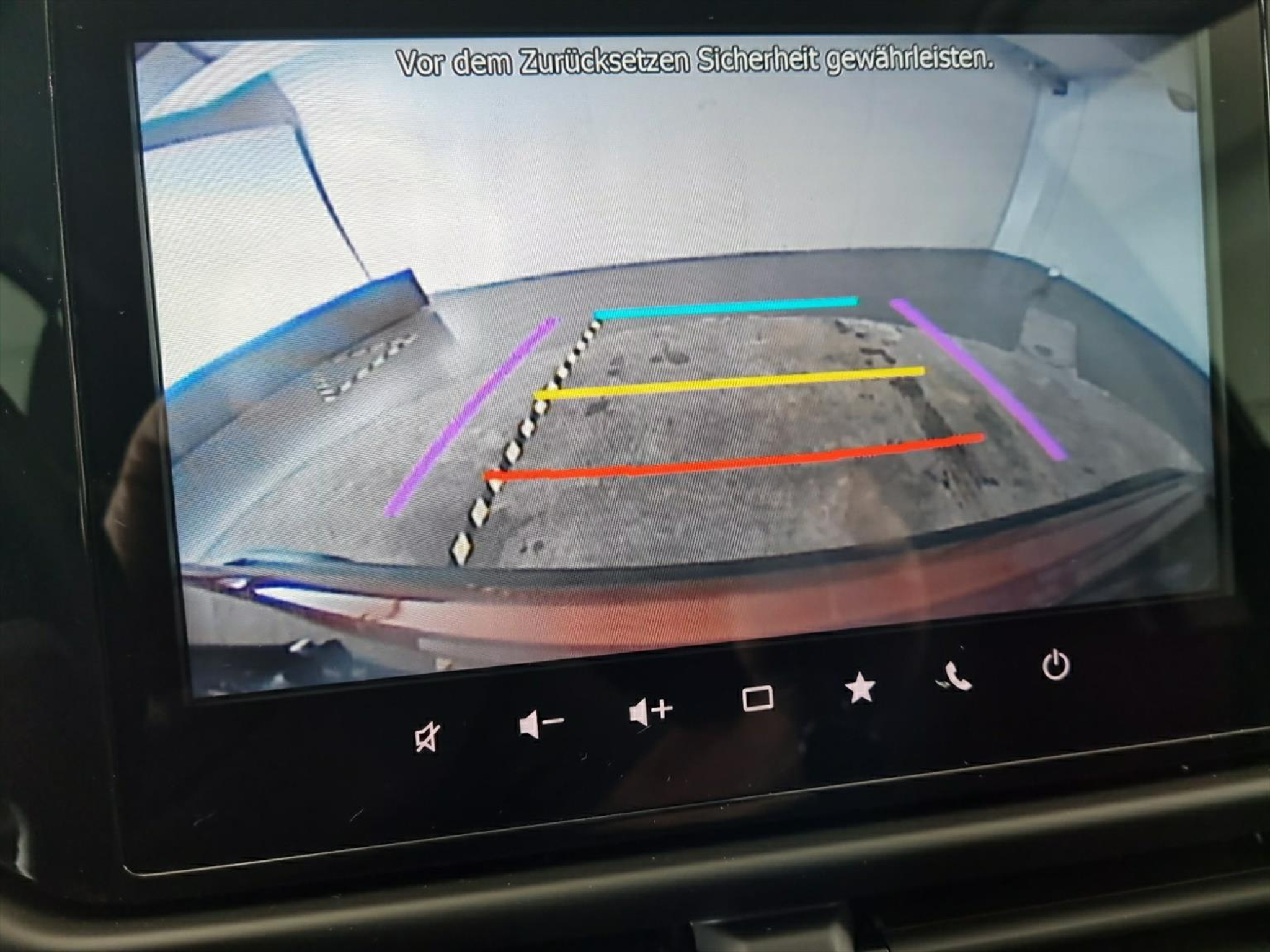 listing desktop thumbnail image 9