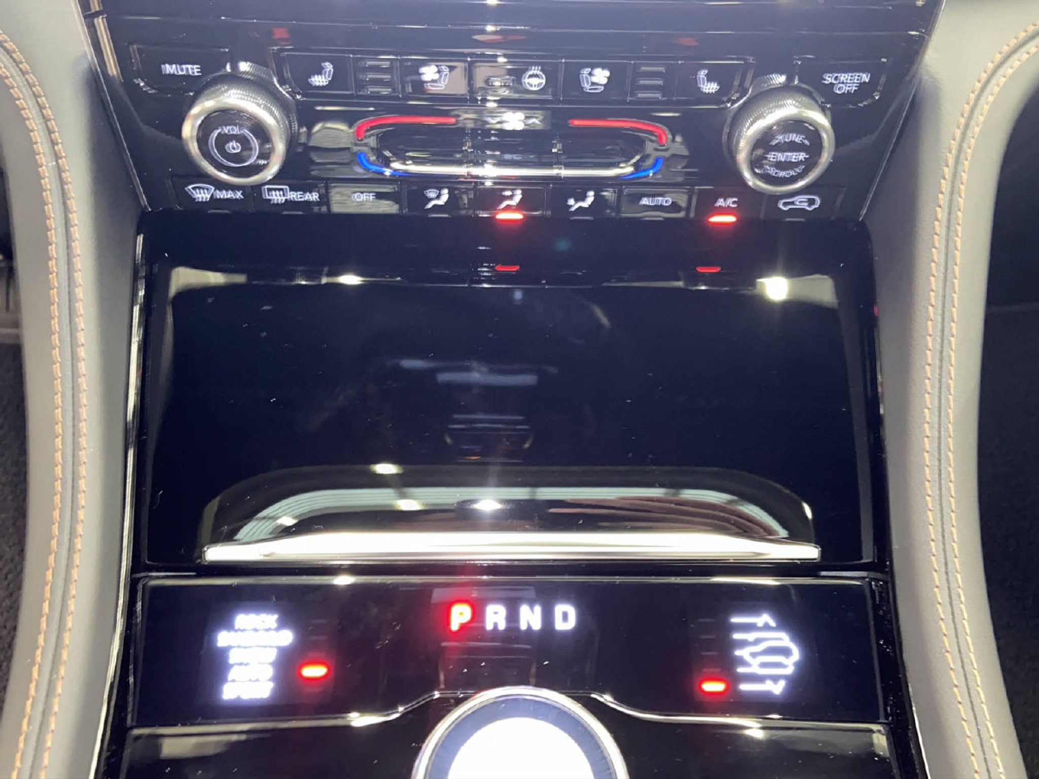 listing desktop thumbnail image 7