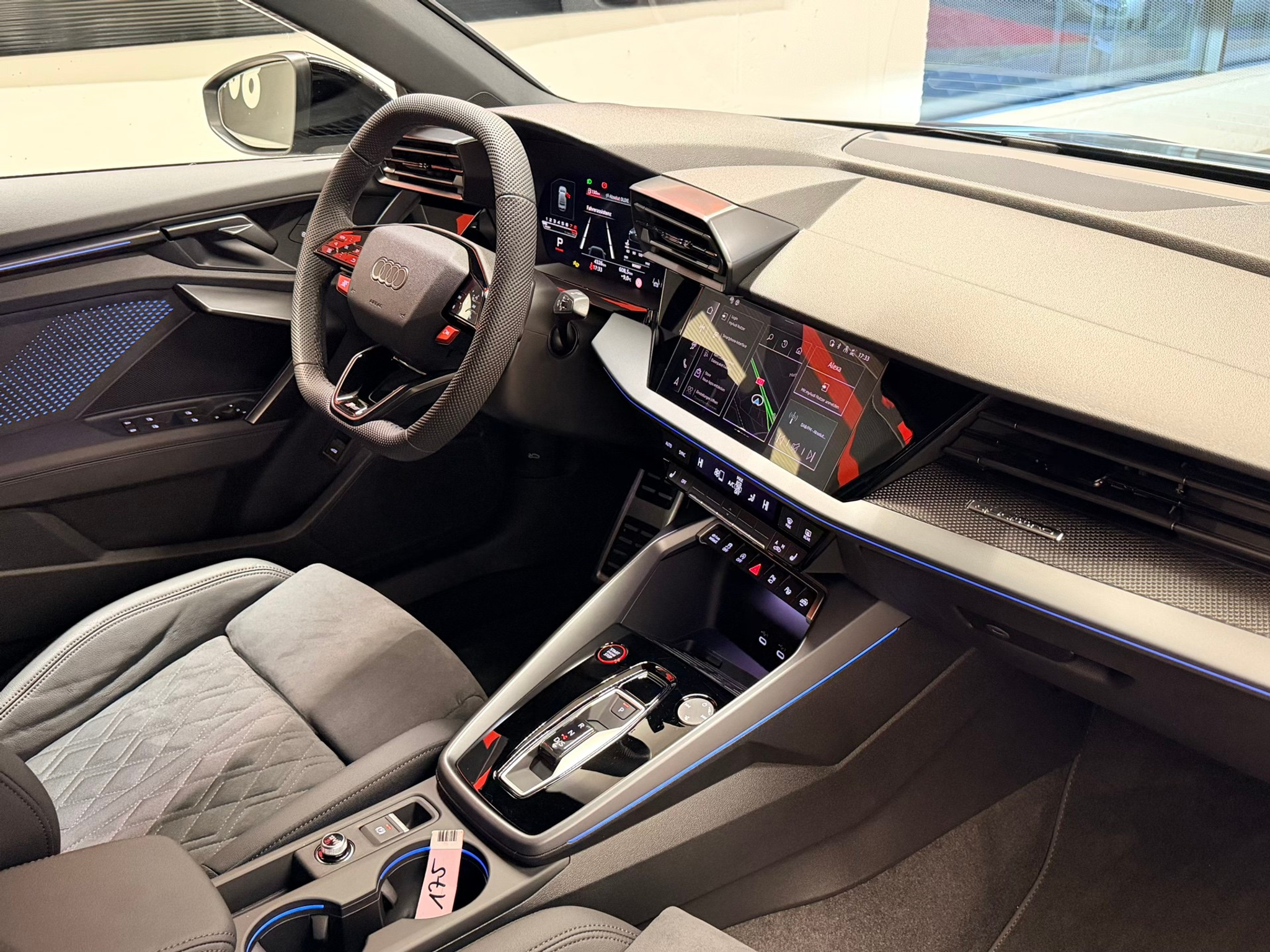 listing desktop thumbnail image 19