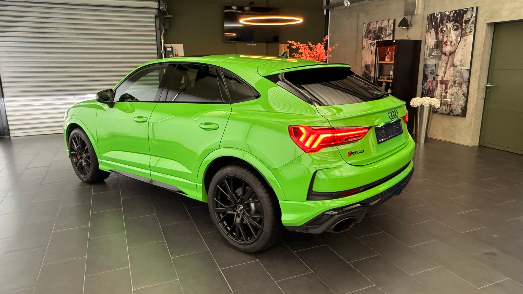 listing desktop thumbnail image 9