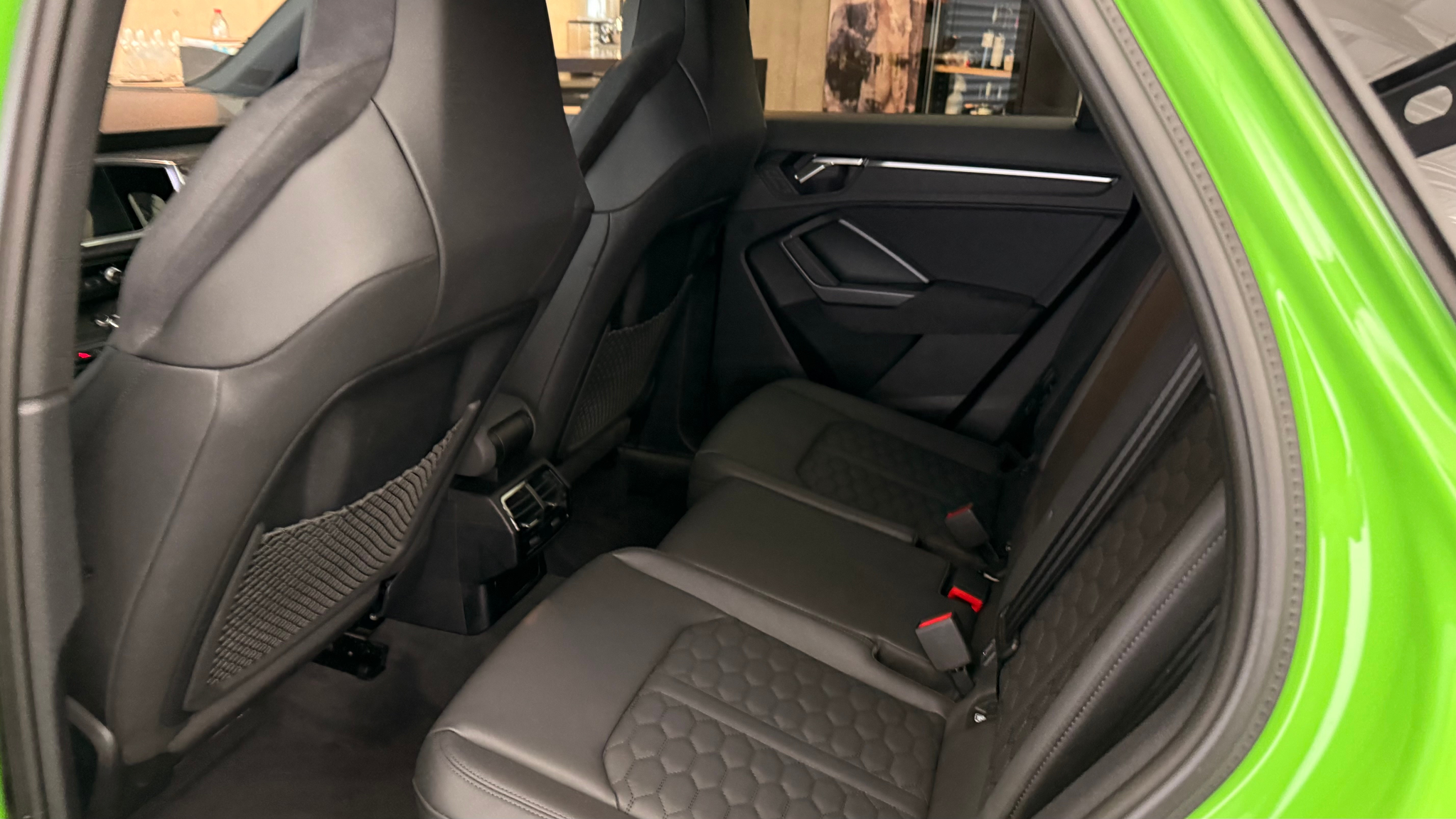 listing desktop thumbnail image 20