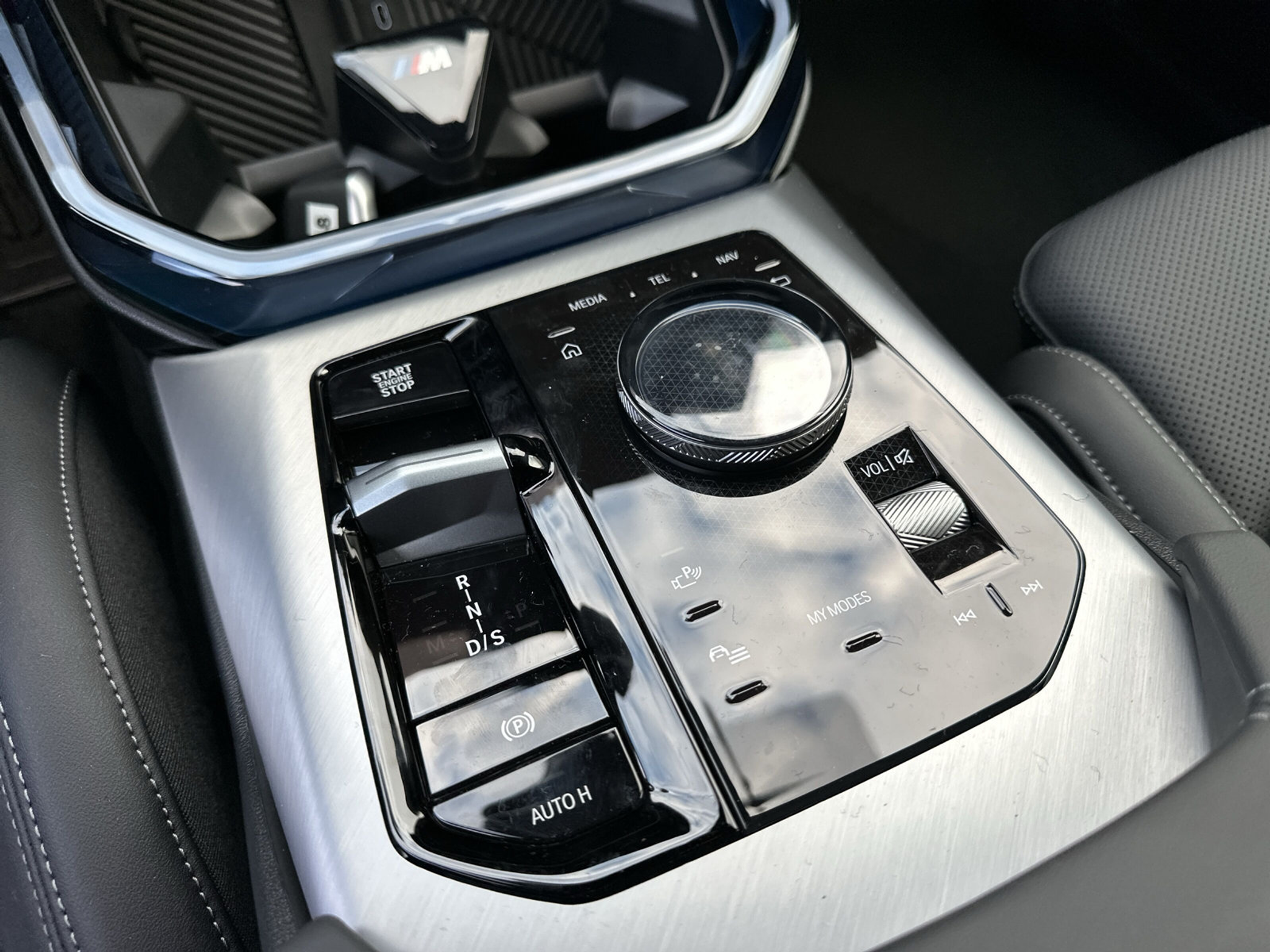 listing desktop thumbnail image 10