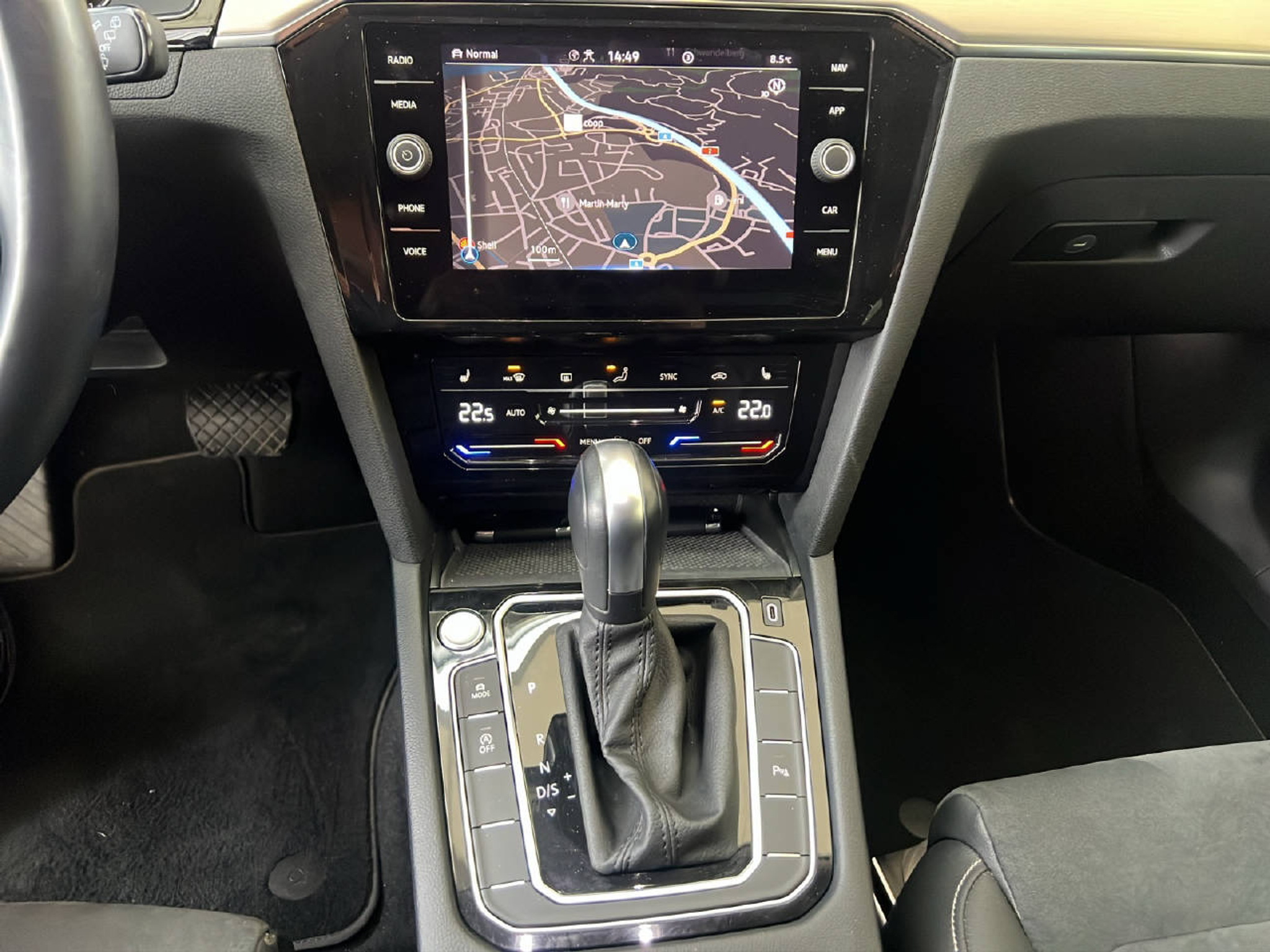 listing desktop thumbnail image 15