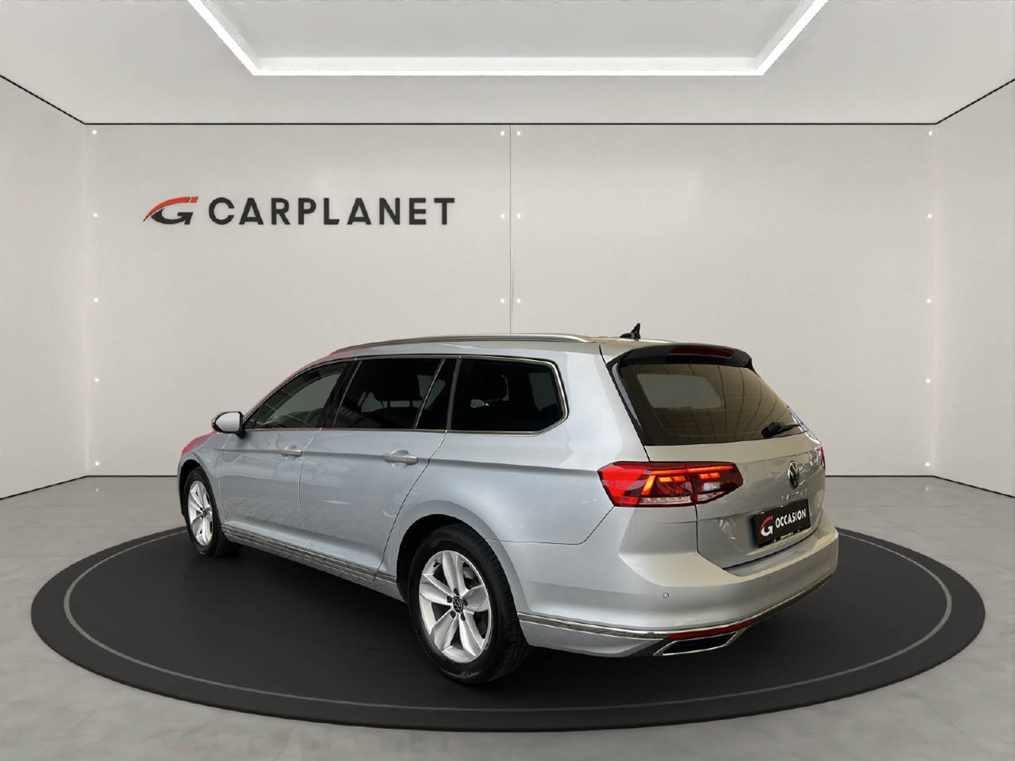 listing desktop thumbnail image 3