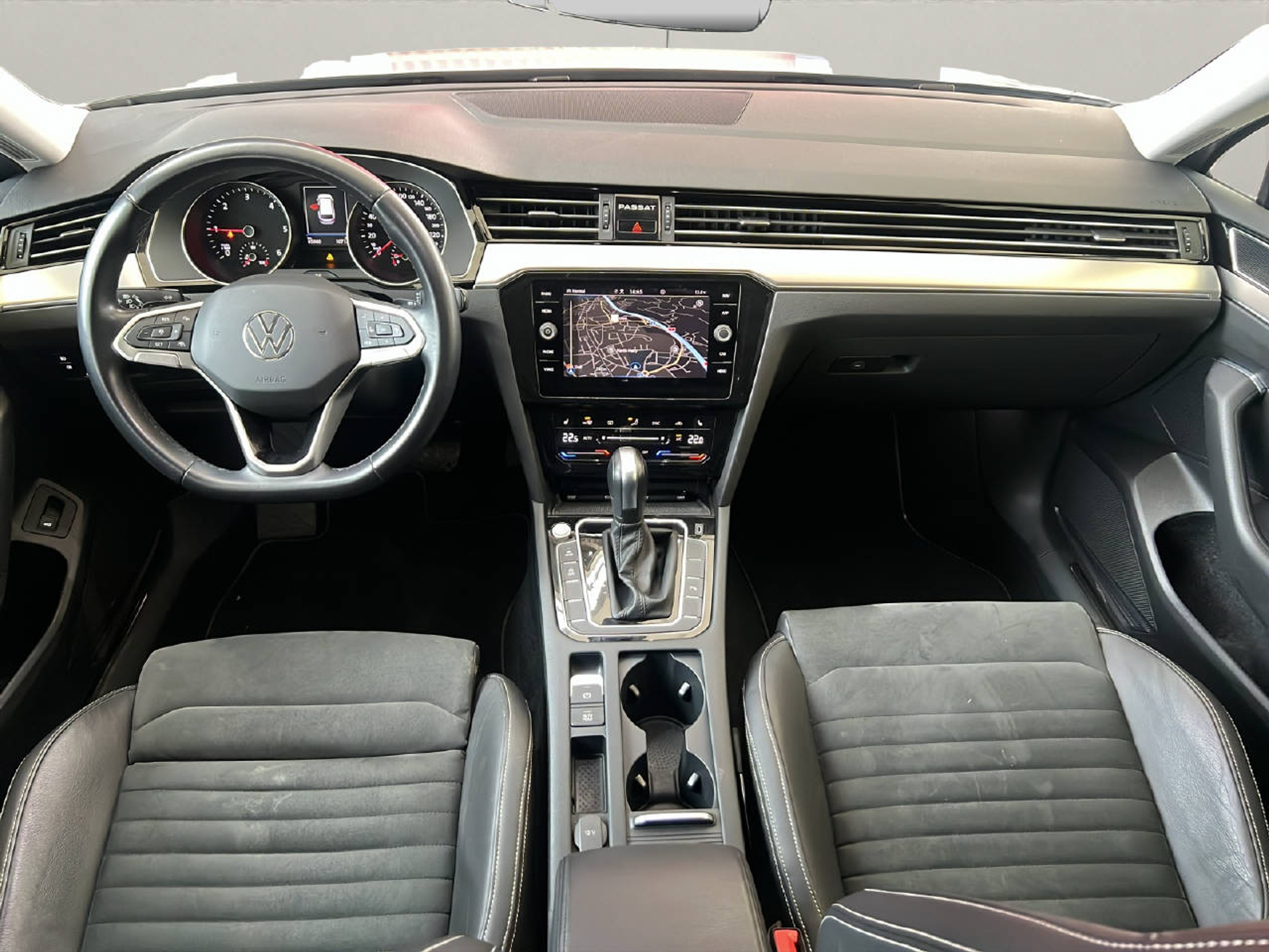 listing desktop thumbnail image 9