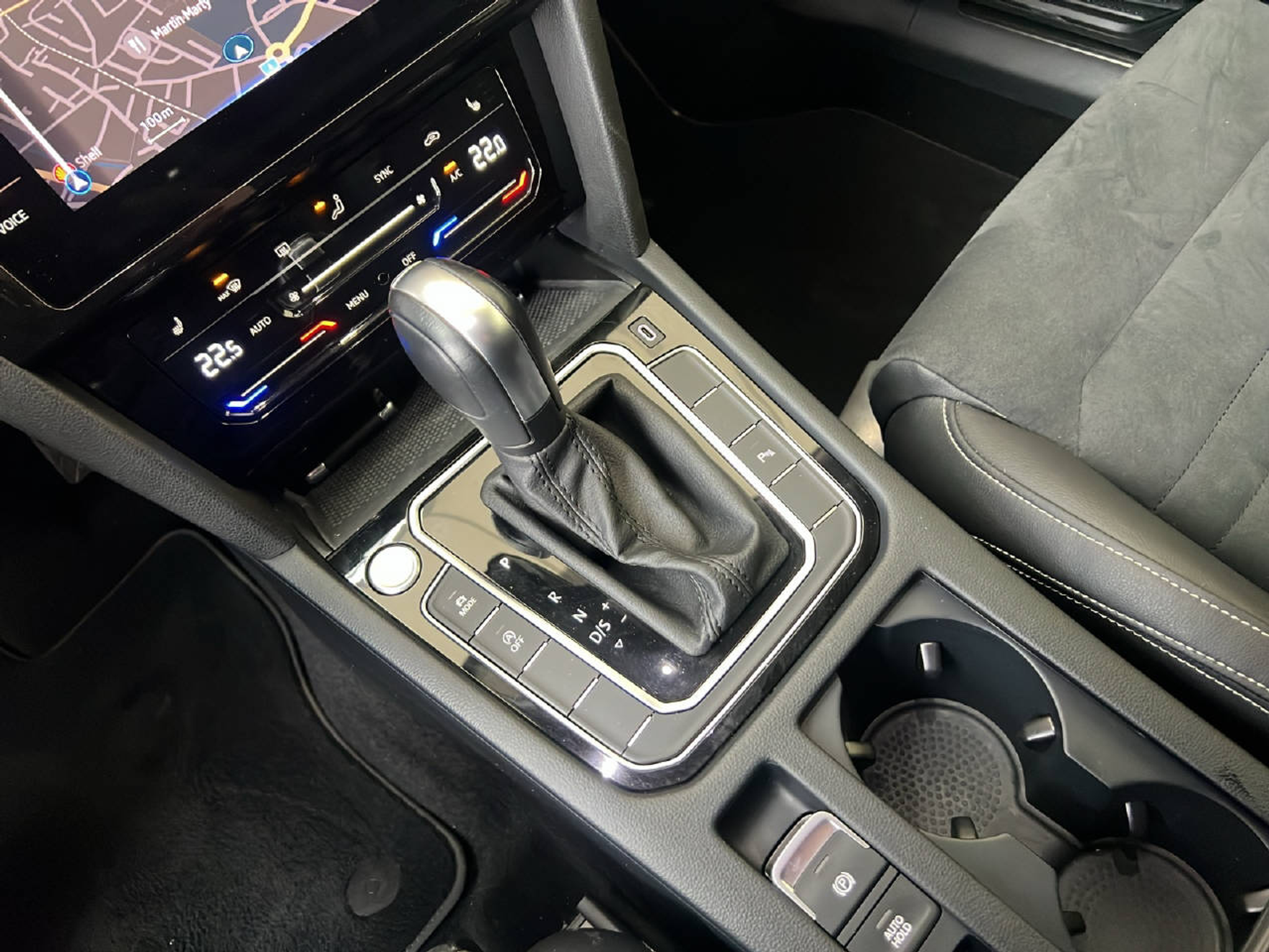 listing desktop thumbnail image 16