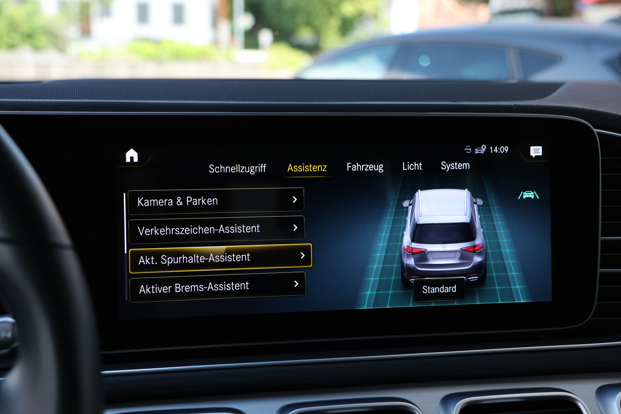 listing desktop thumbnail image 20