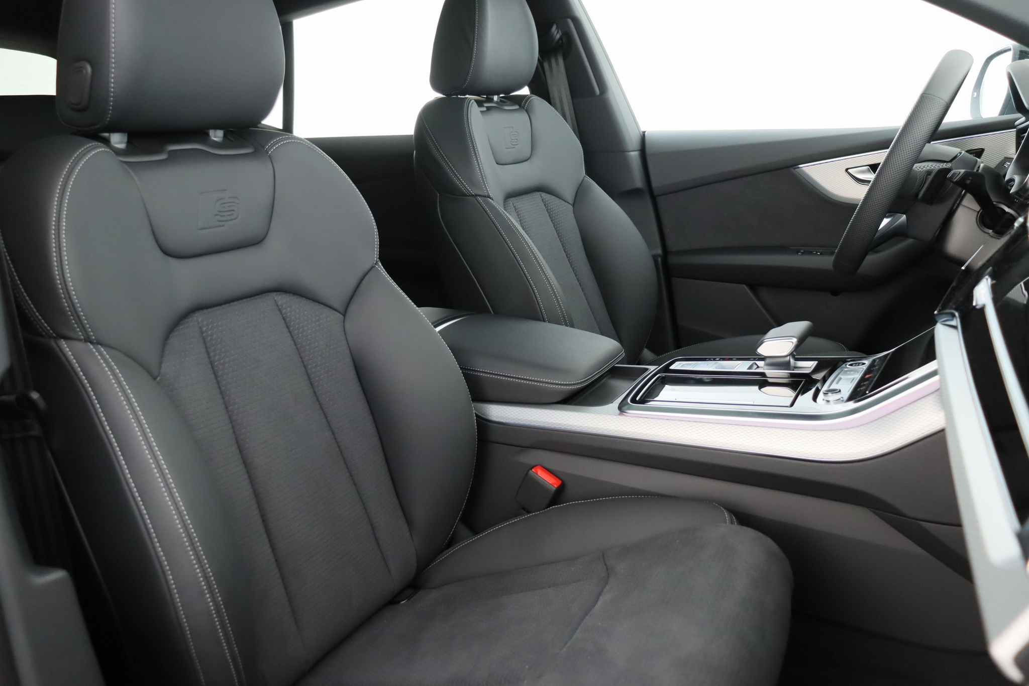 listing desktop thumbnail image 11