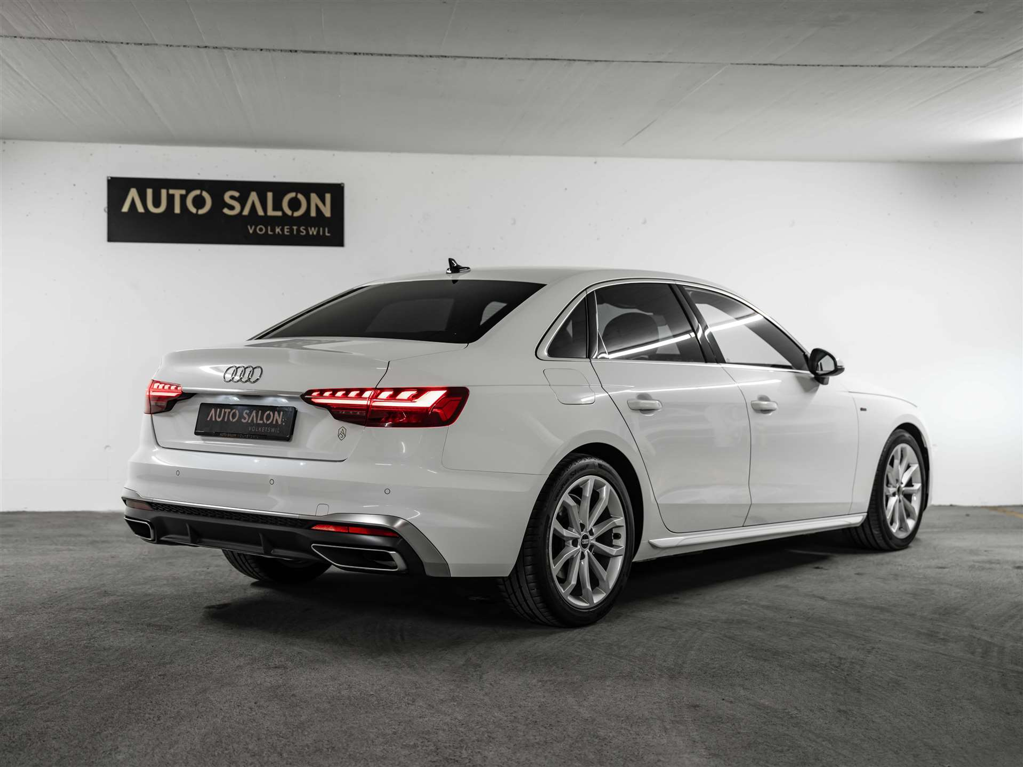 listing desktop thumbnail image 4