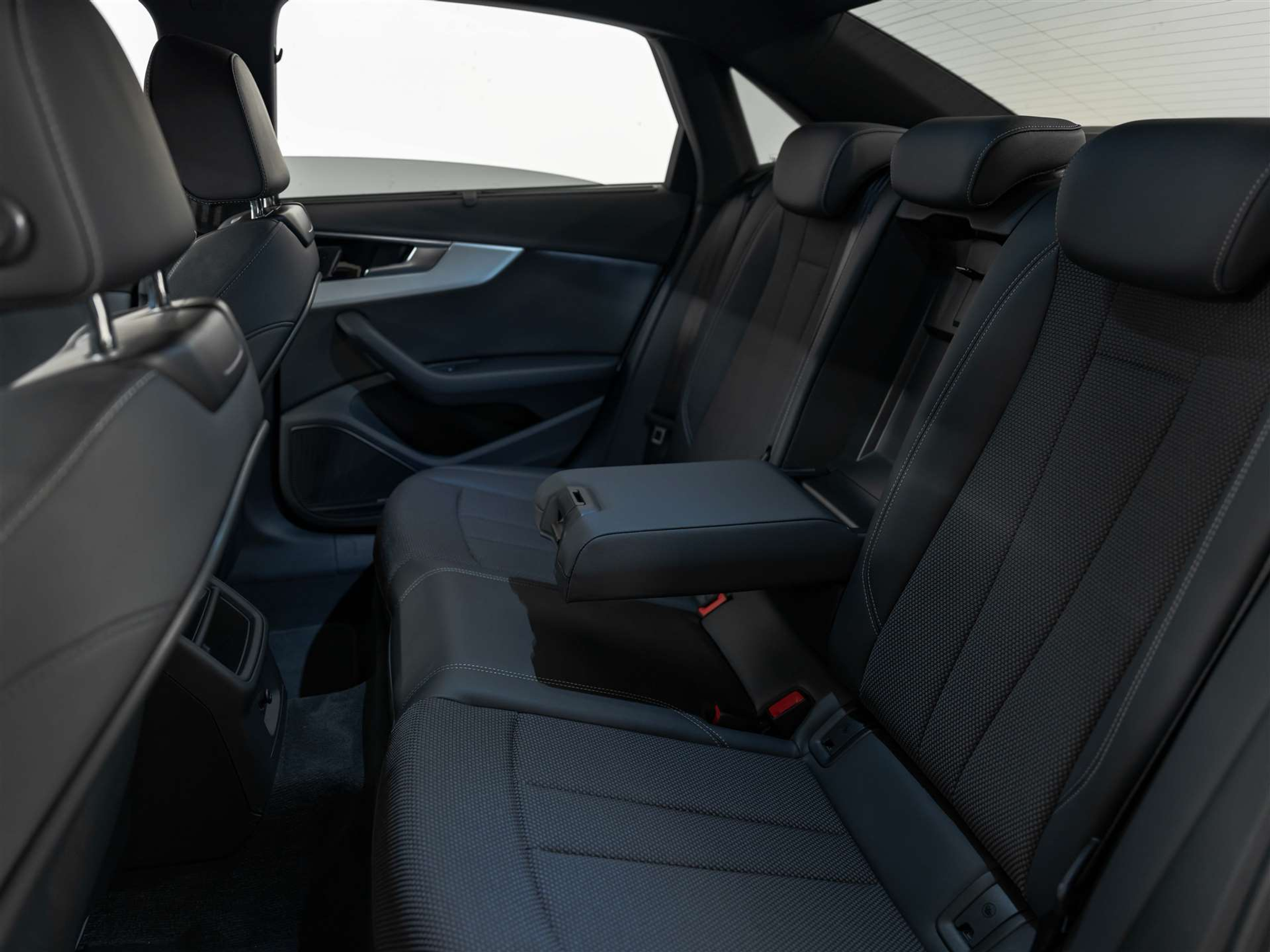 listing desktop thumbnail image 14