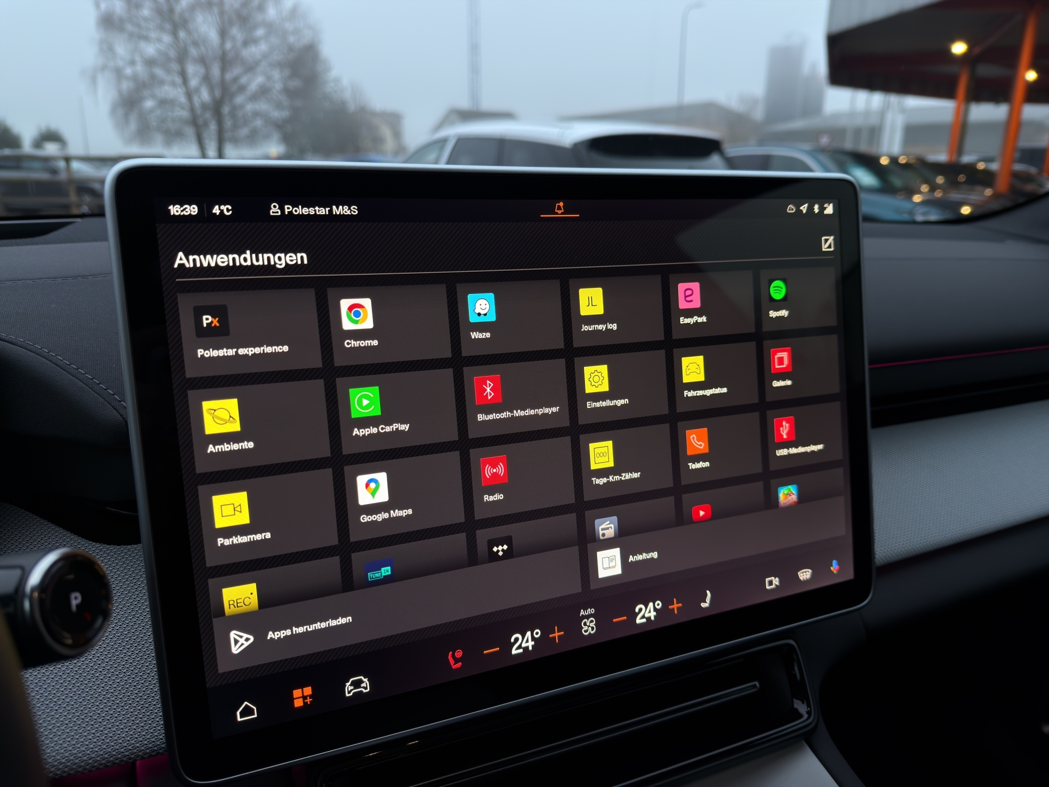 listing desktop thumbnail image 28