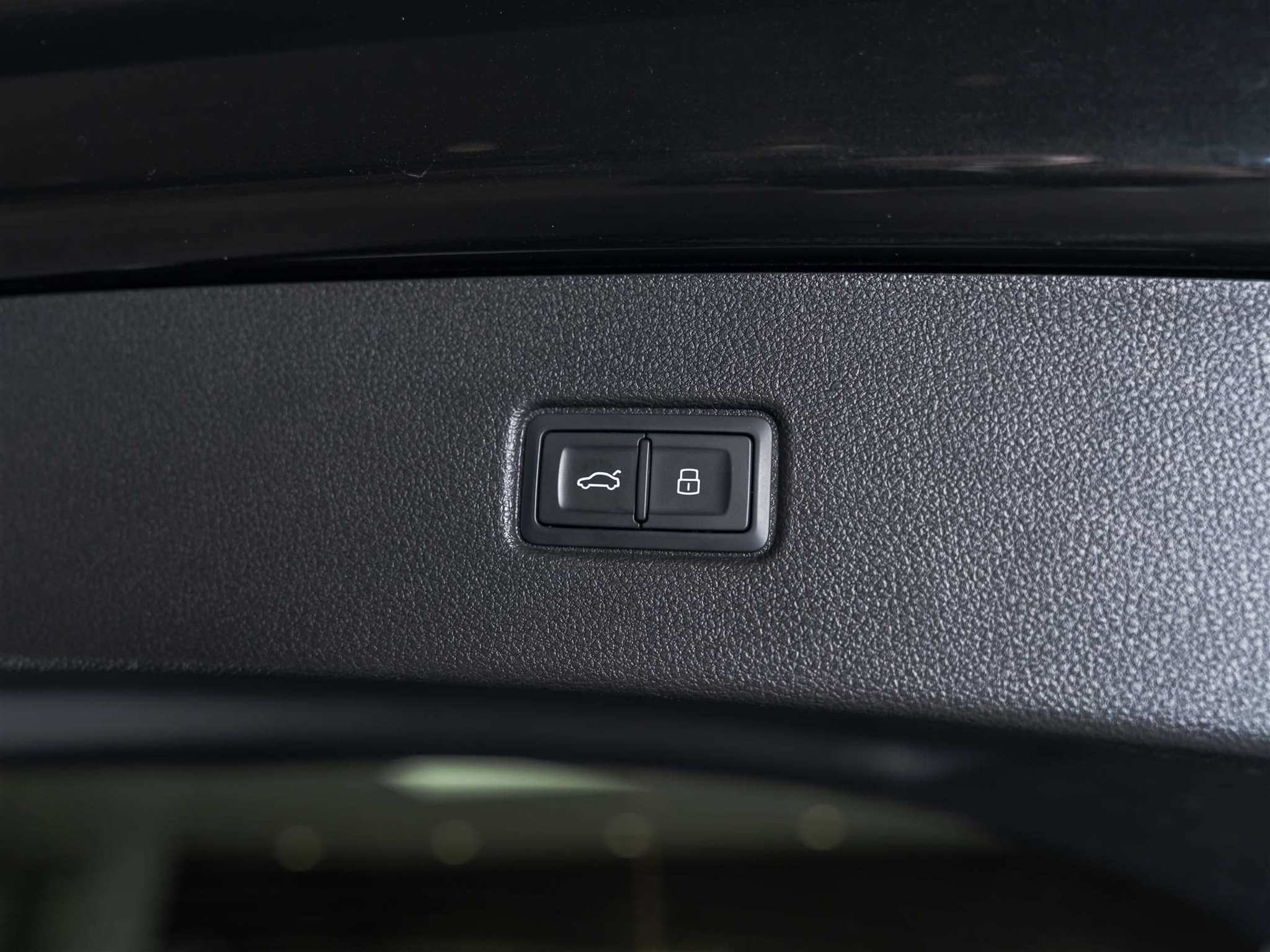 listing desktop thumbnail image 53