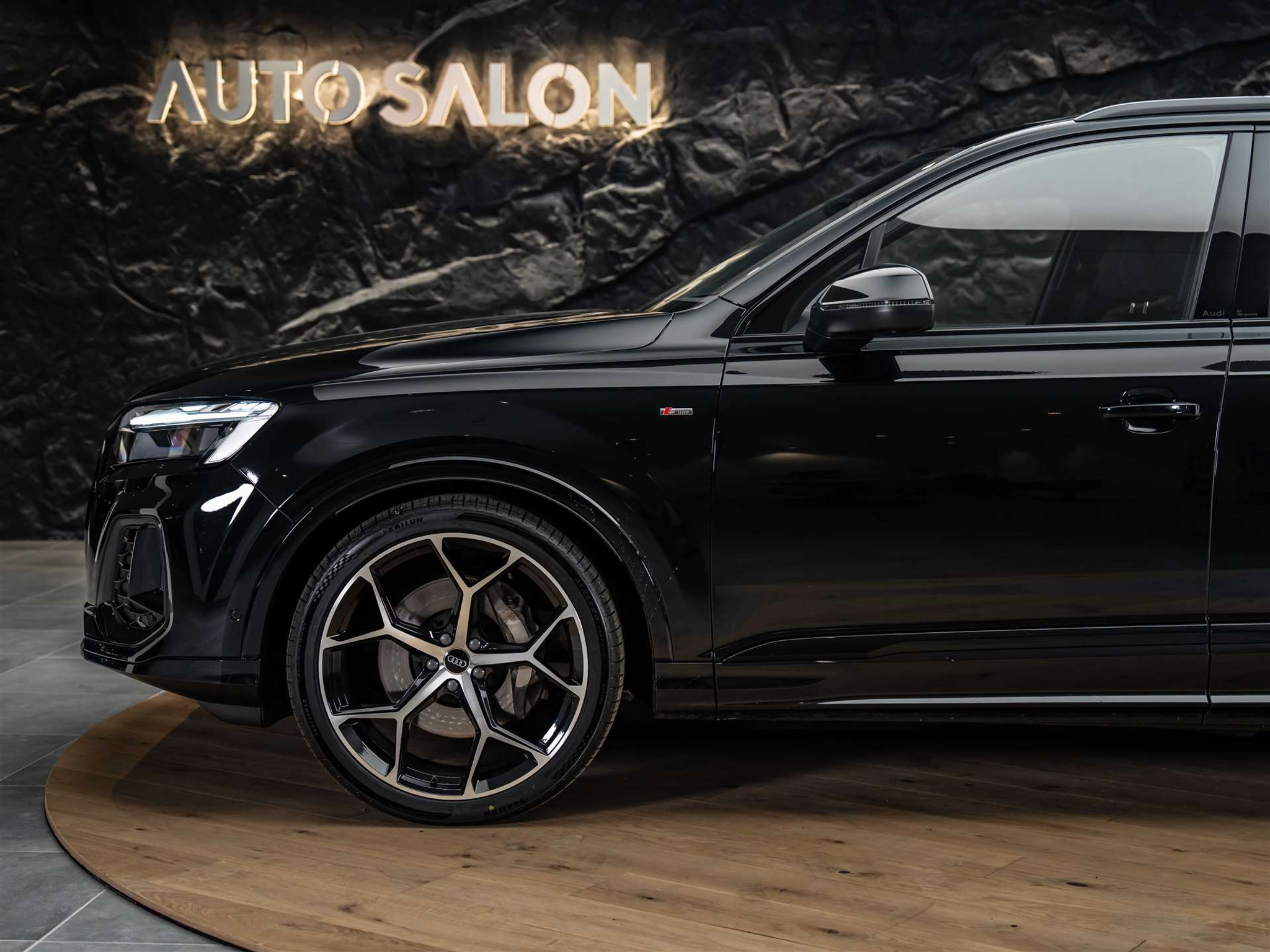 listing desktop thumbnail image 19