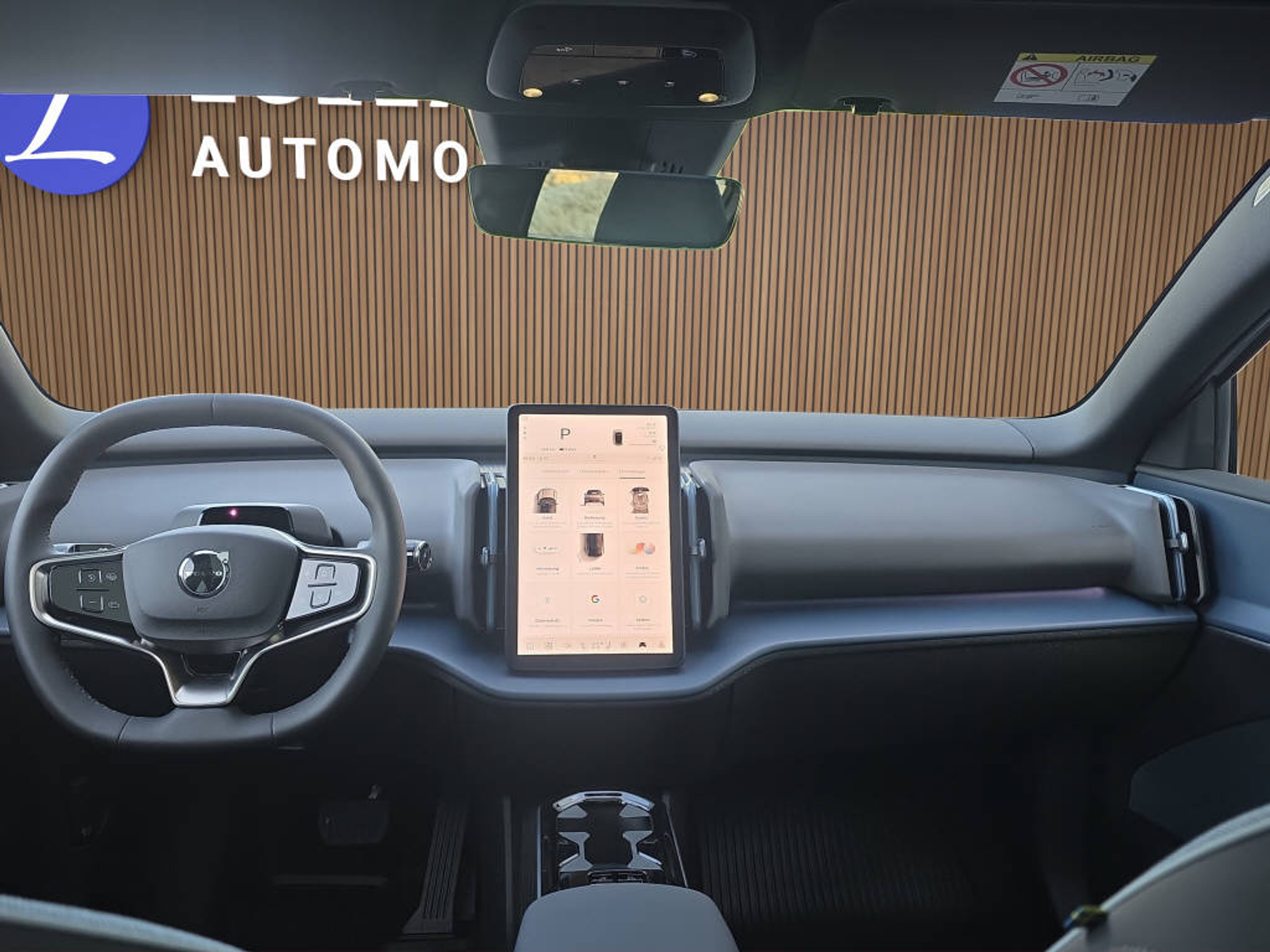 listing desktop thumbnail image 17