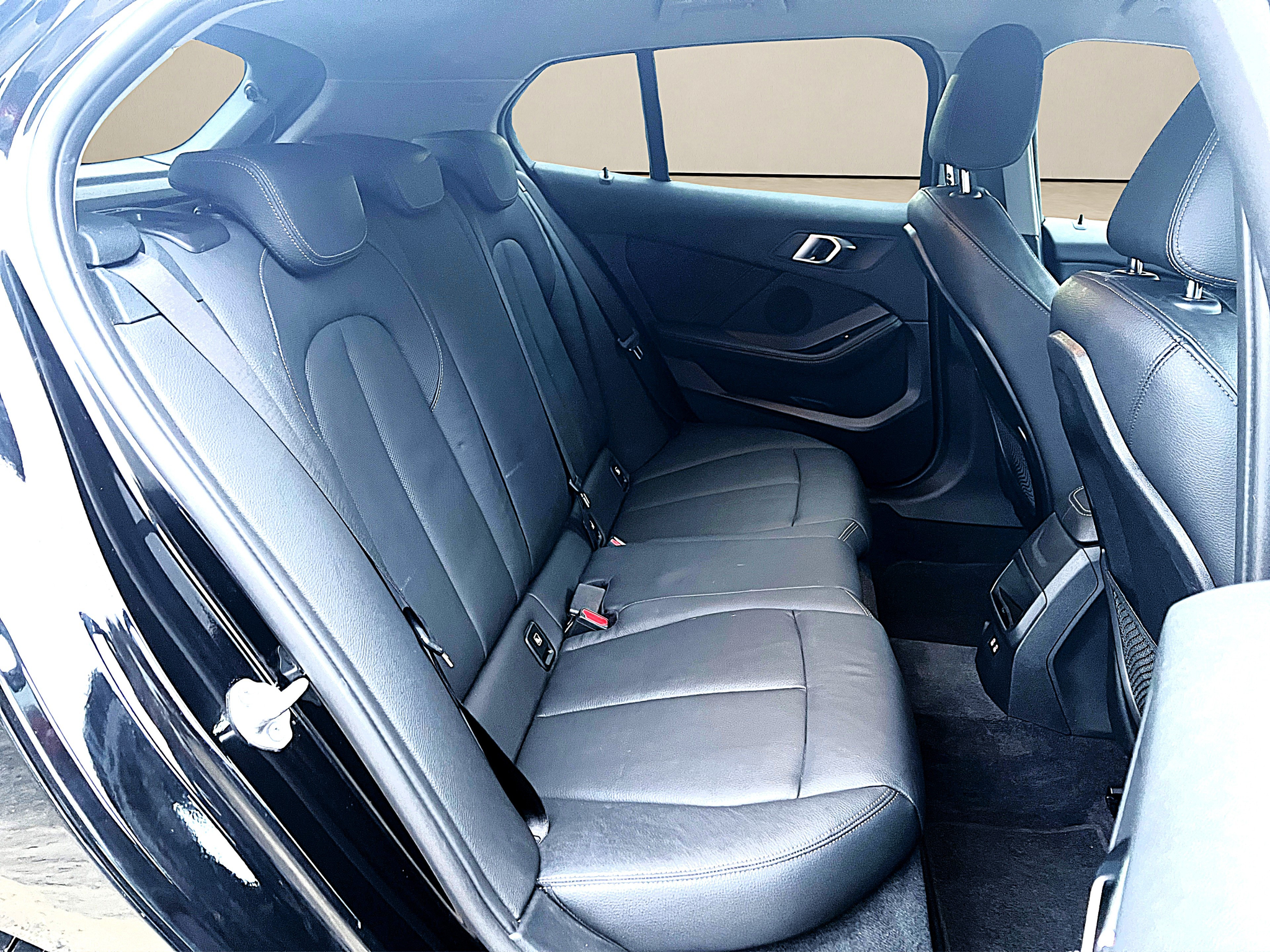 listing desktop thumbnail image 13