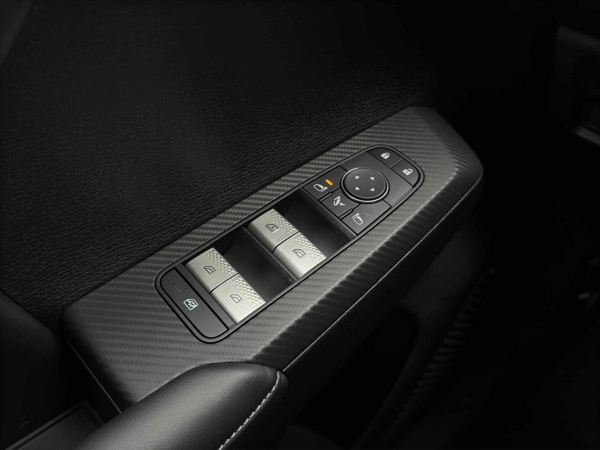 listing desktop thumbnail image 13