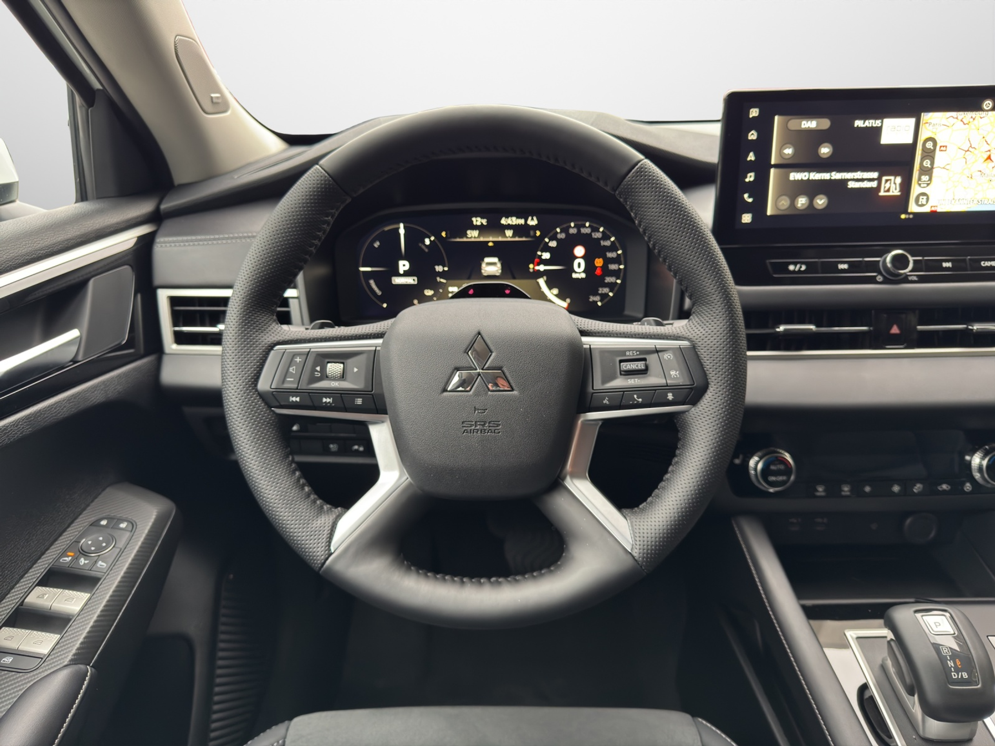 listing desktop thumbnail image 9