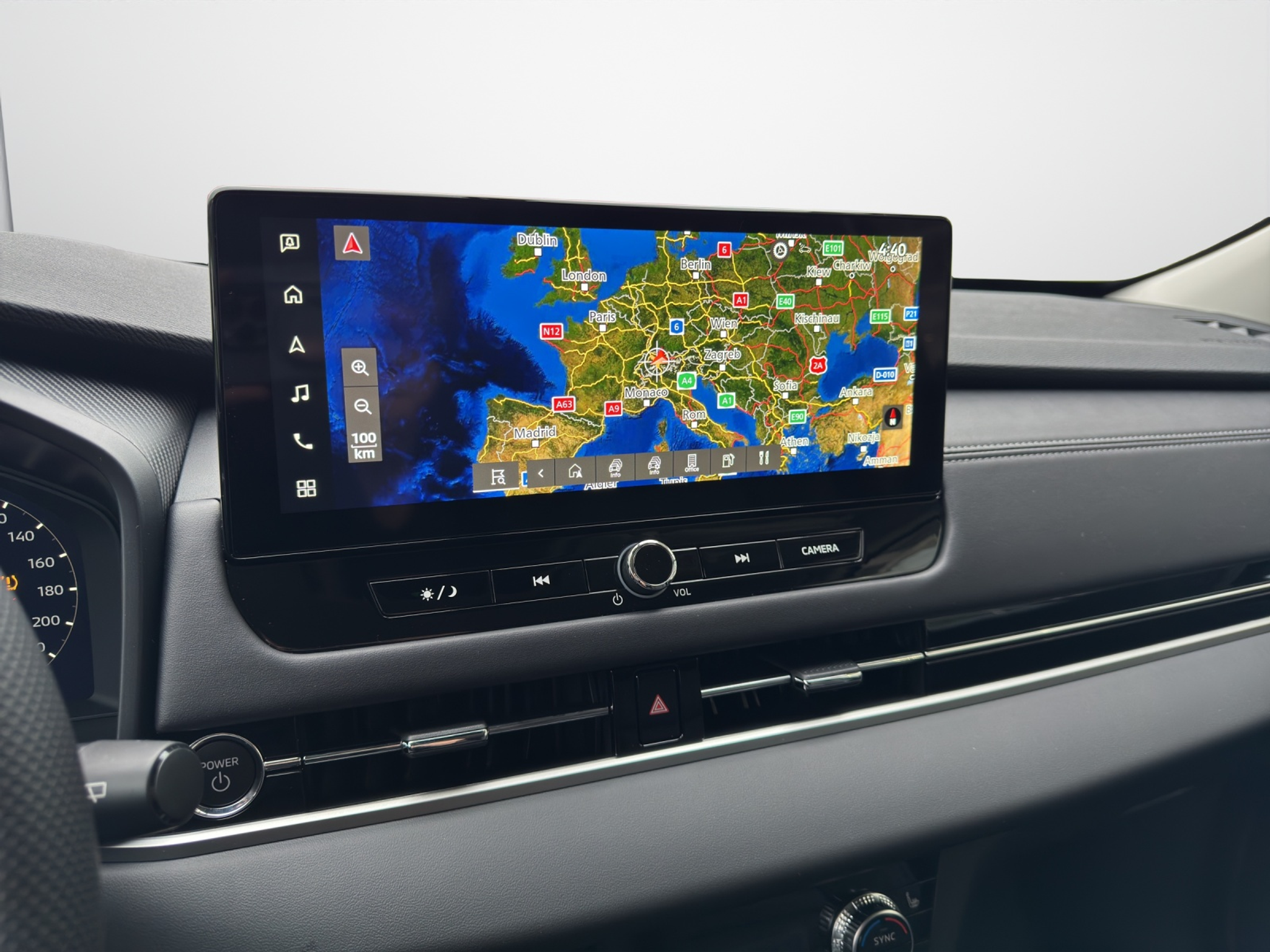 listing desktop thumbnail image 11