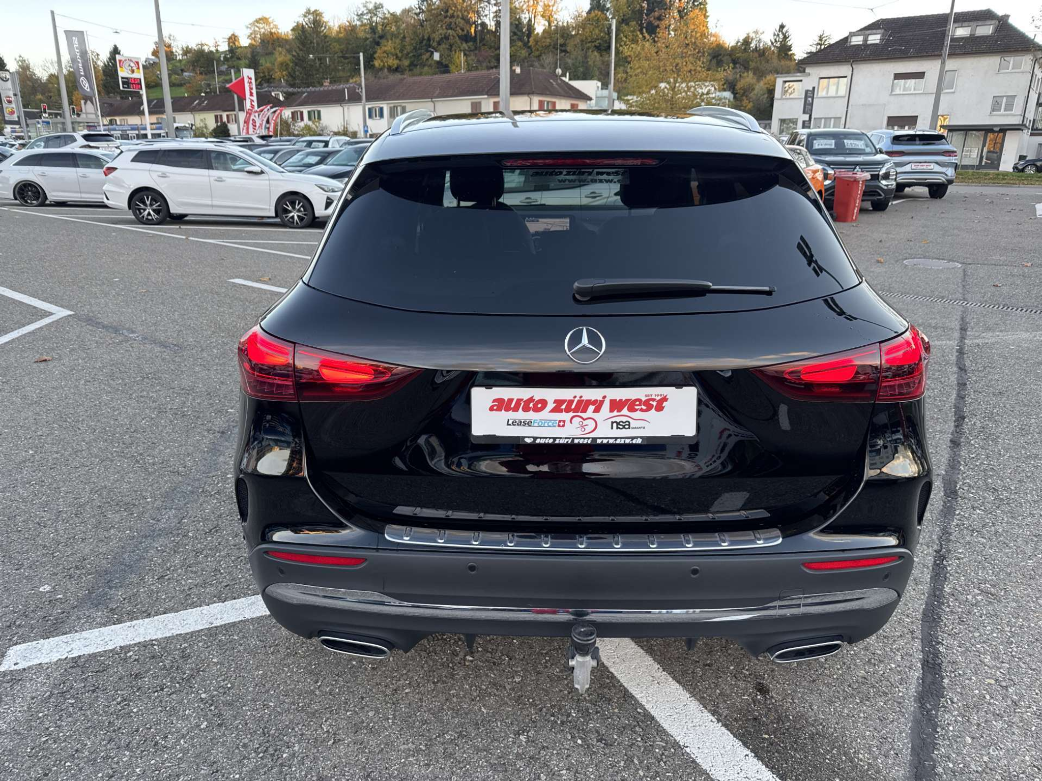 listing desktop thumbnail image 14