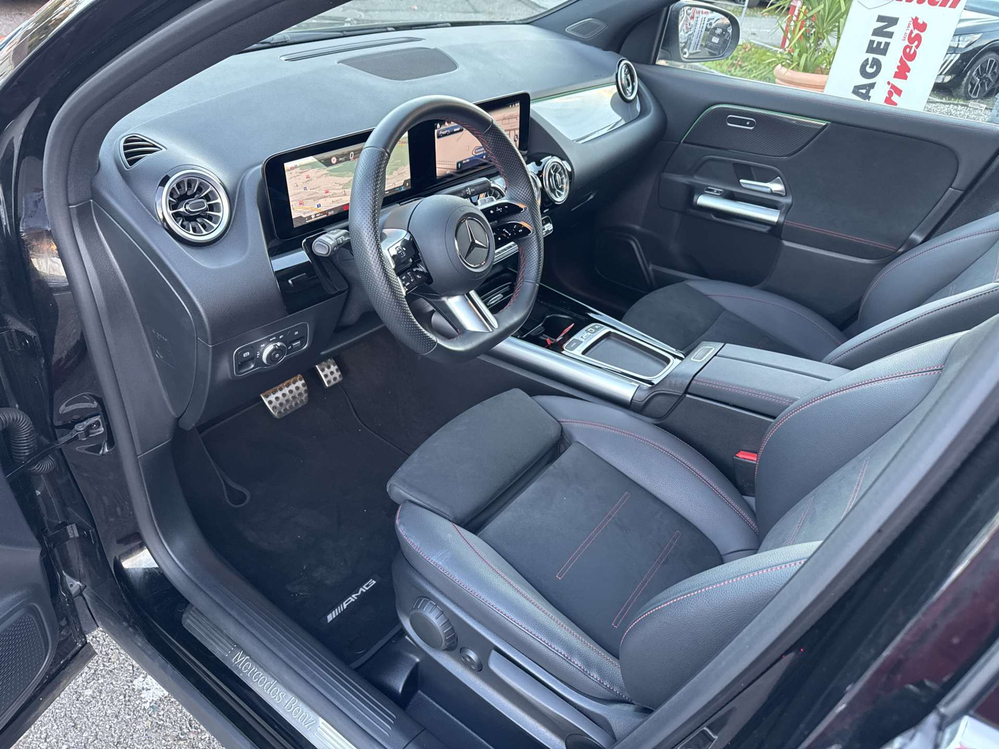 listing desktop thumbnail image 5