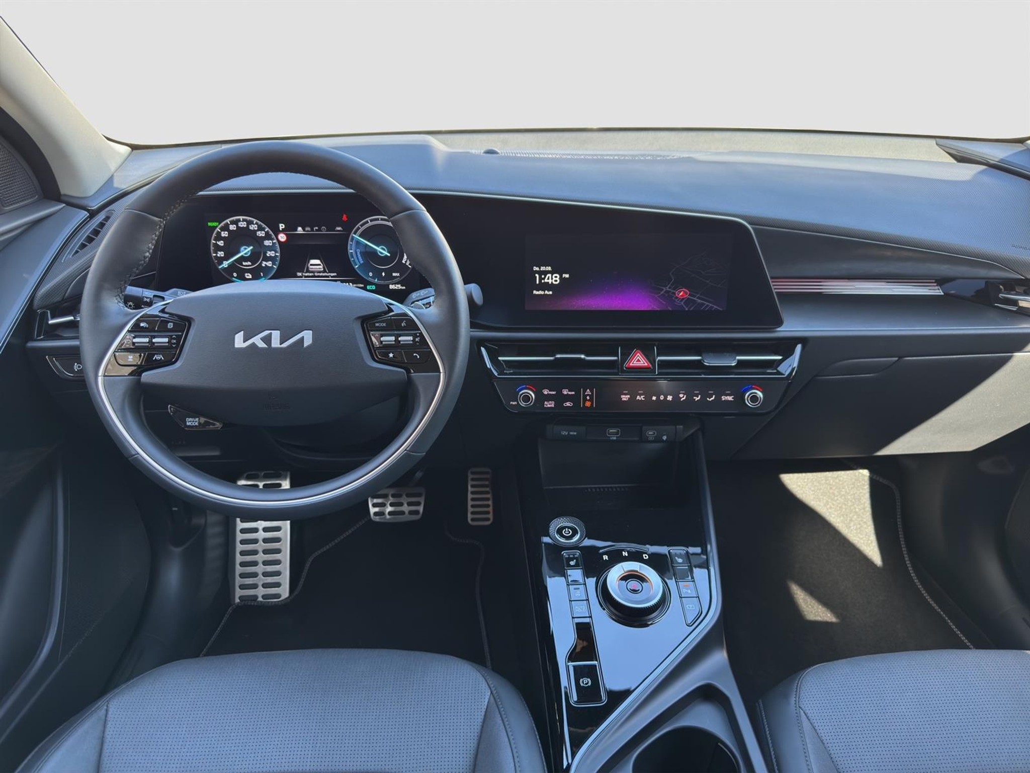 listing desktop thumbnail image 8