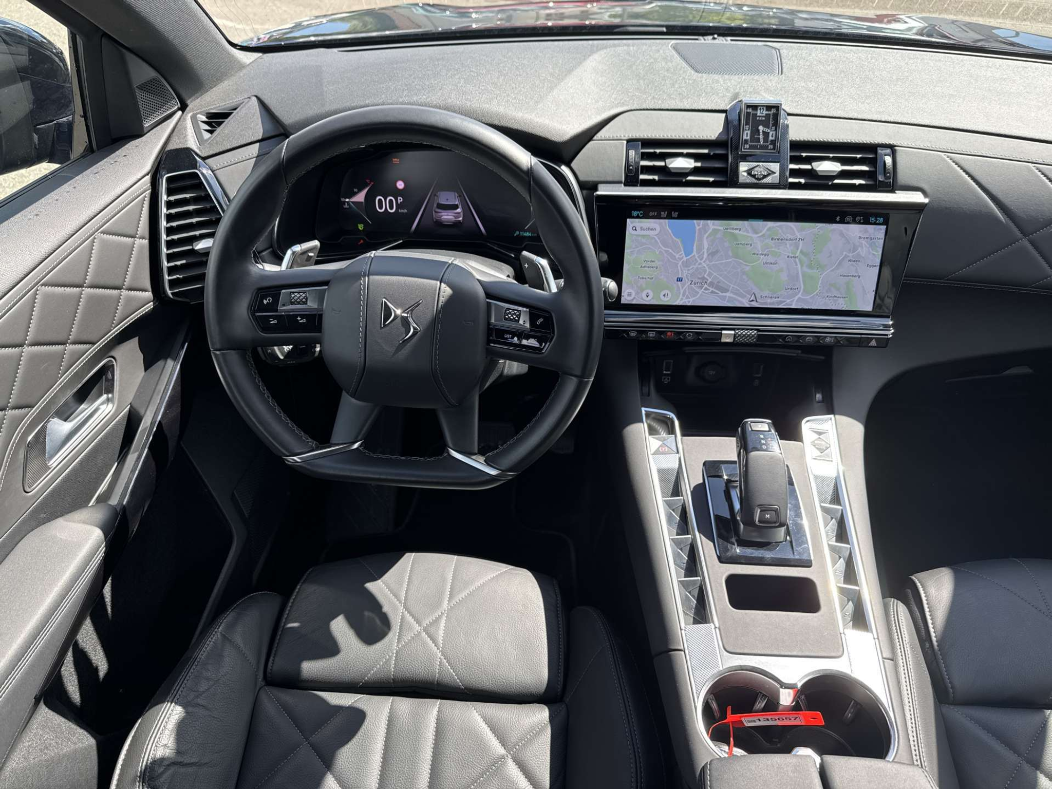 listing desktop thumbnail image 4