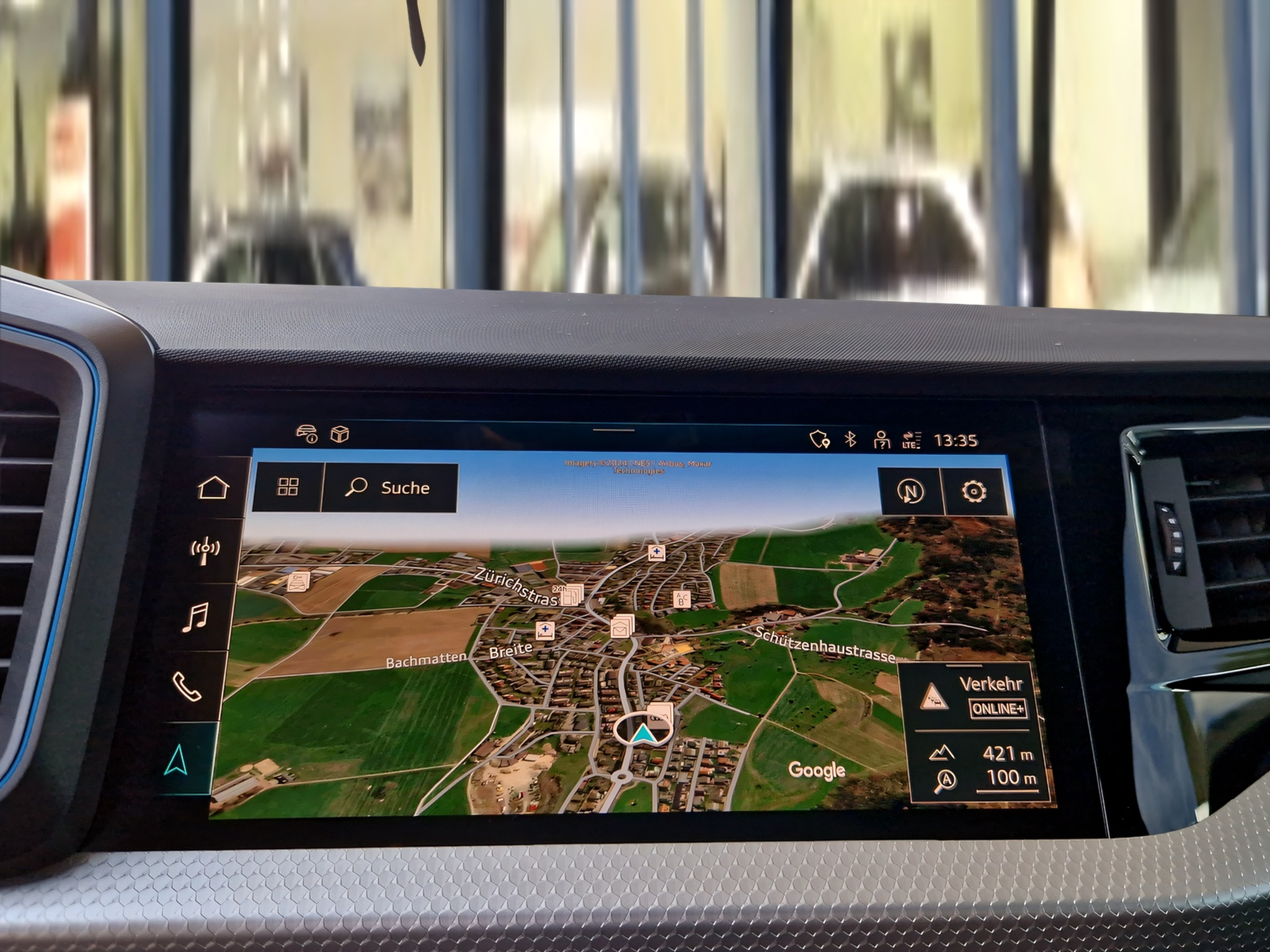 listing desktop thumbnail image 13