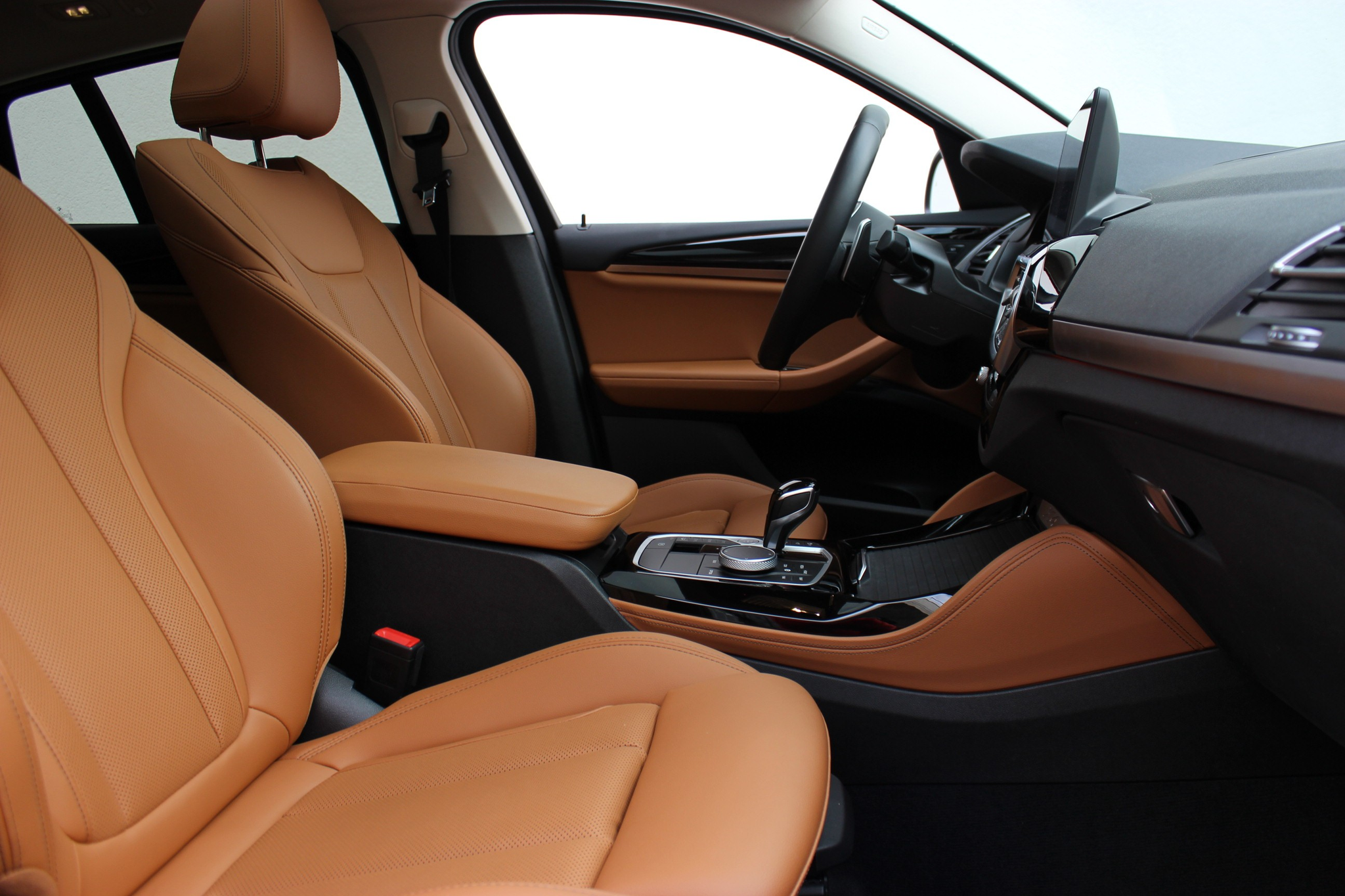 listing desktop thumbnail image 3