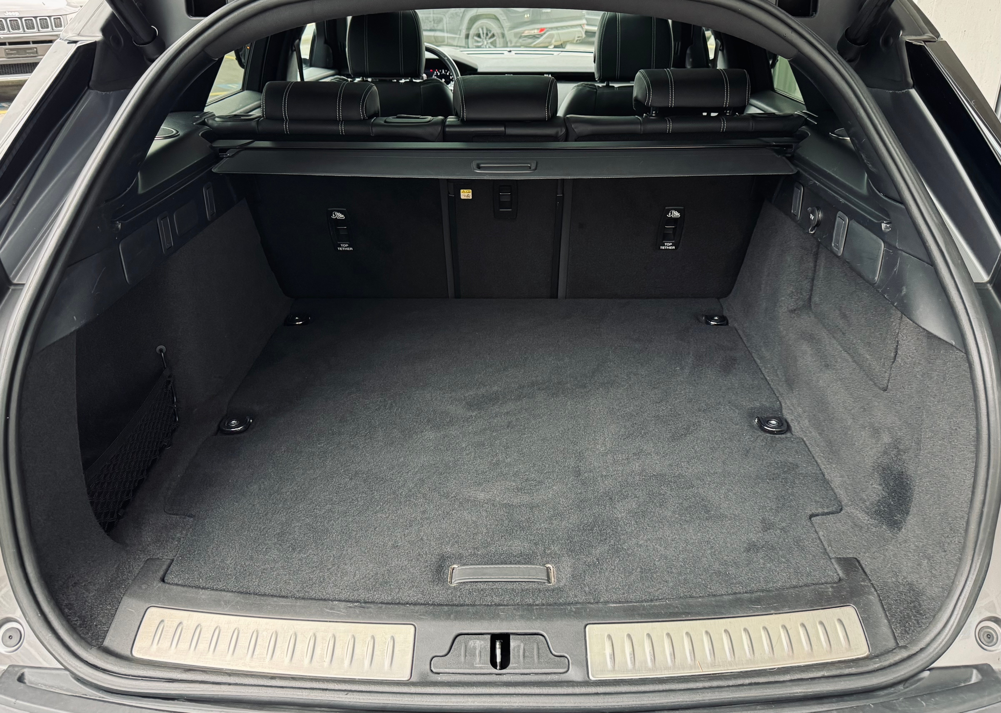 listing desktop thumbnail image 10