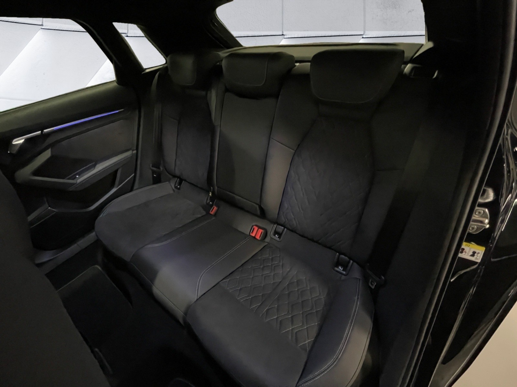 listing desktop thumbnail image 14