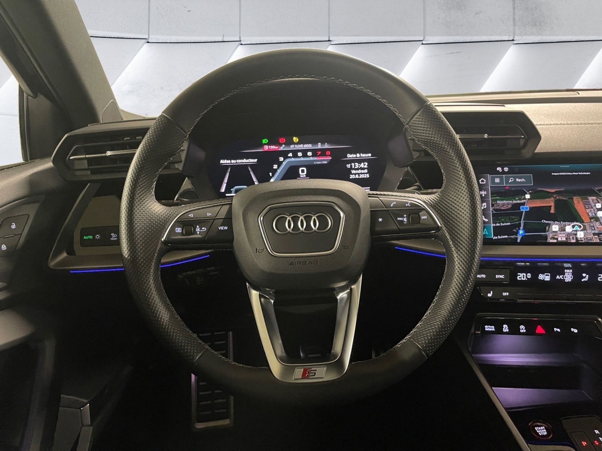 listing desktop thumbnail image 11