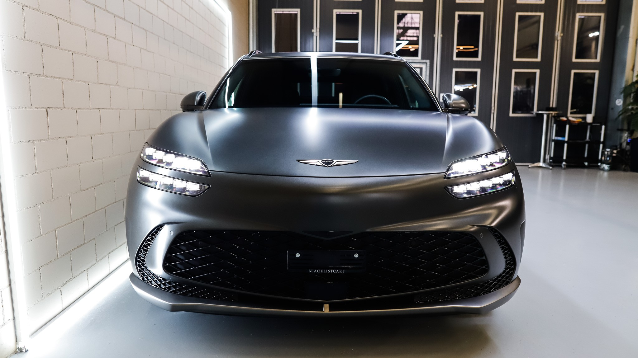 listing desktop thumbnail image 2