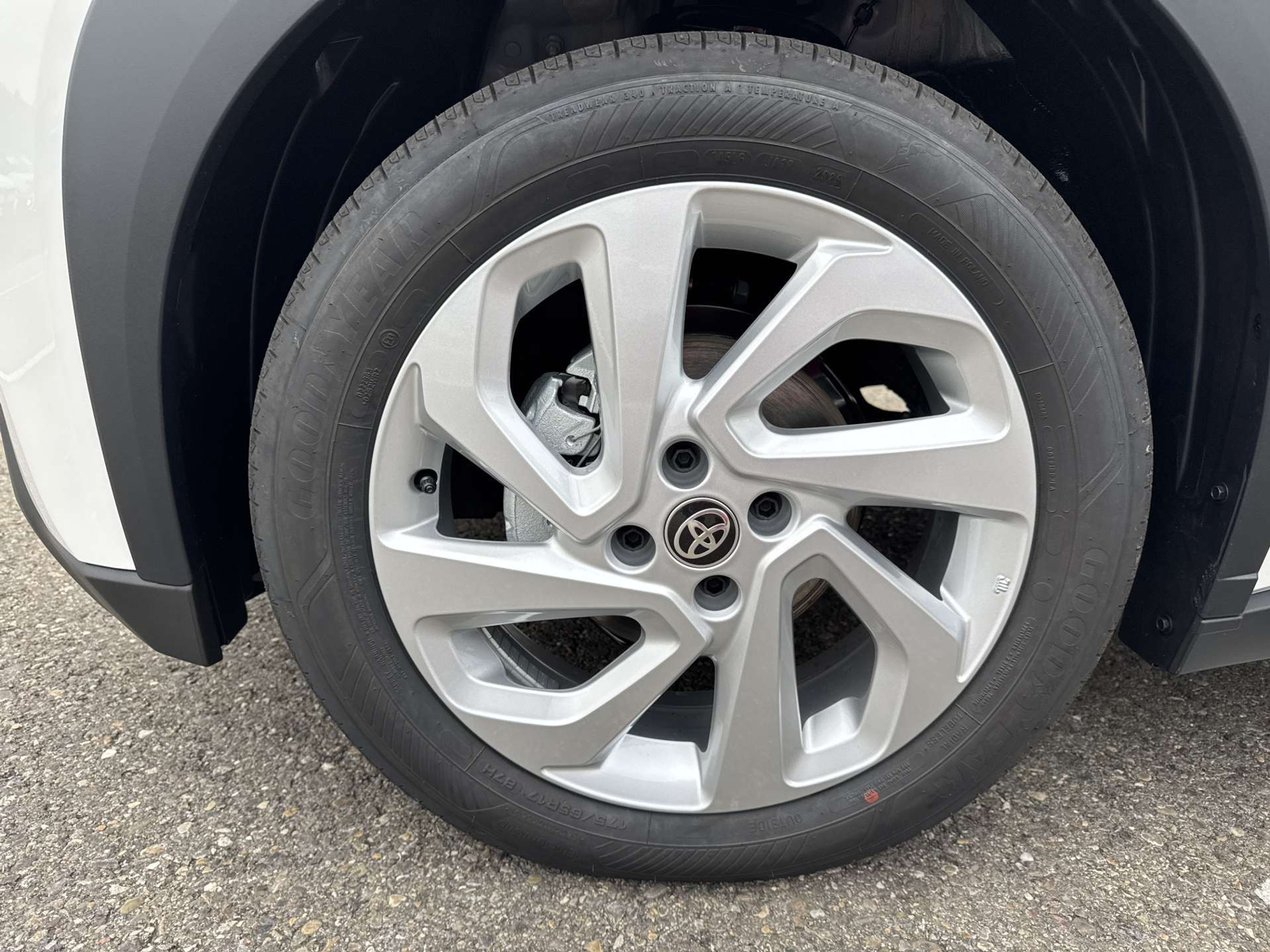 listing desktop thumbnail image 8