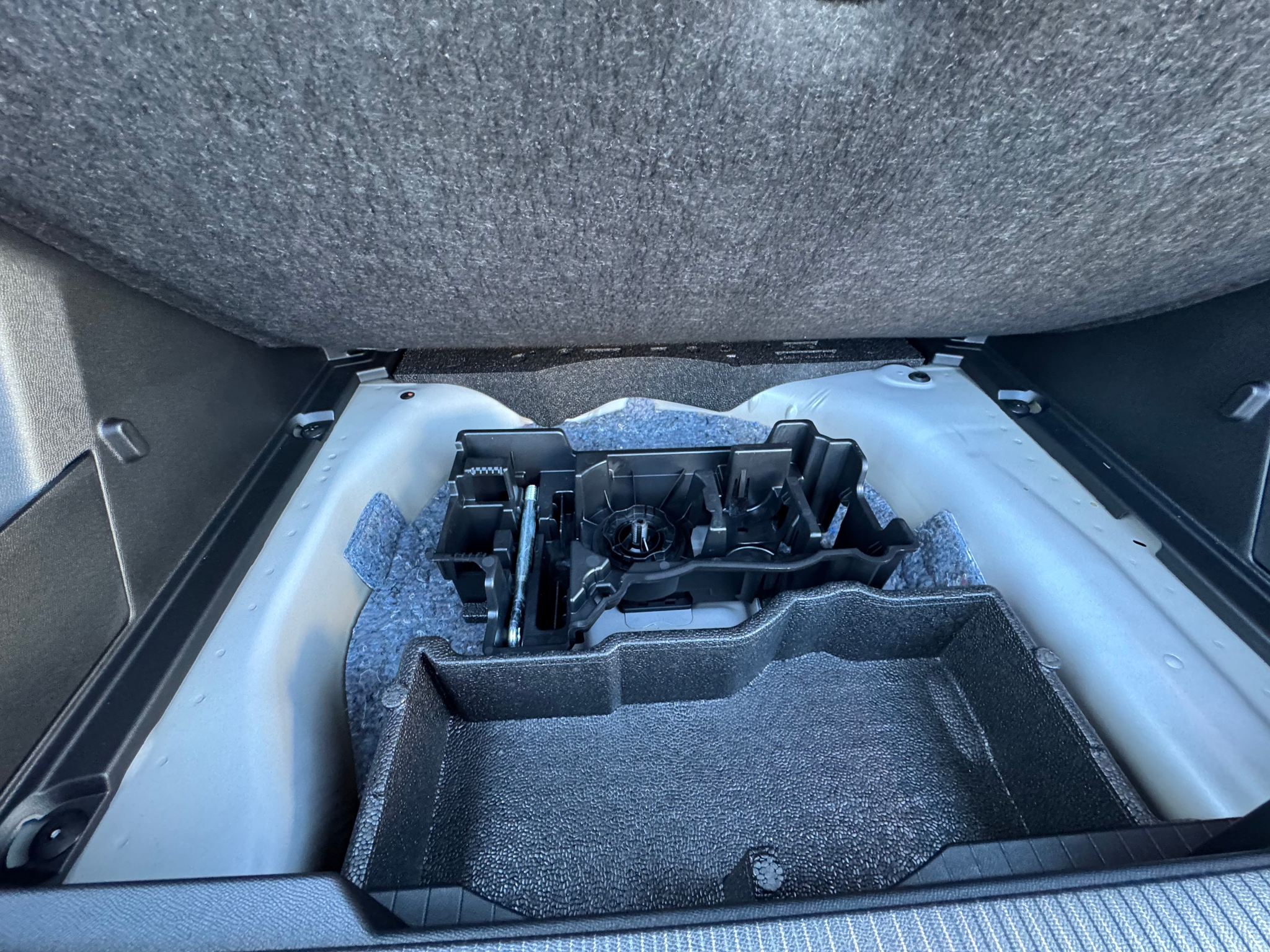 listing desktop thumbnail image 9