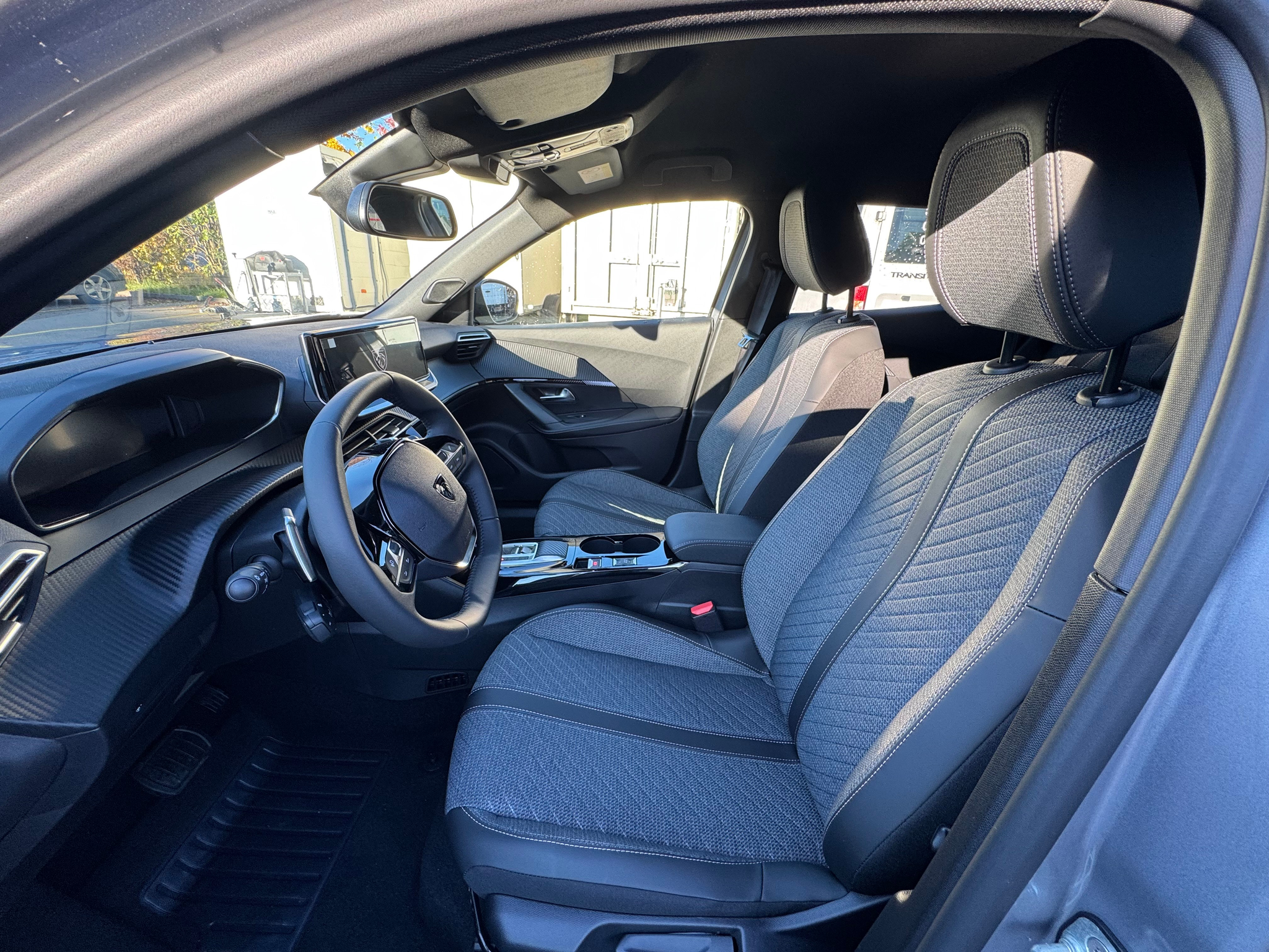 listing desktop thumbnail image 13