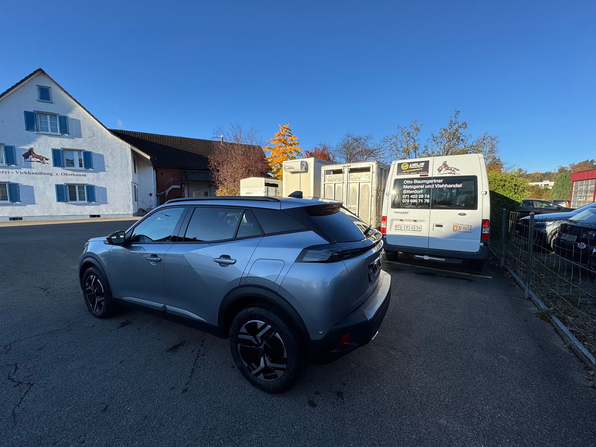 listing desktop thumbnail image 3