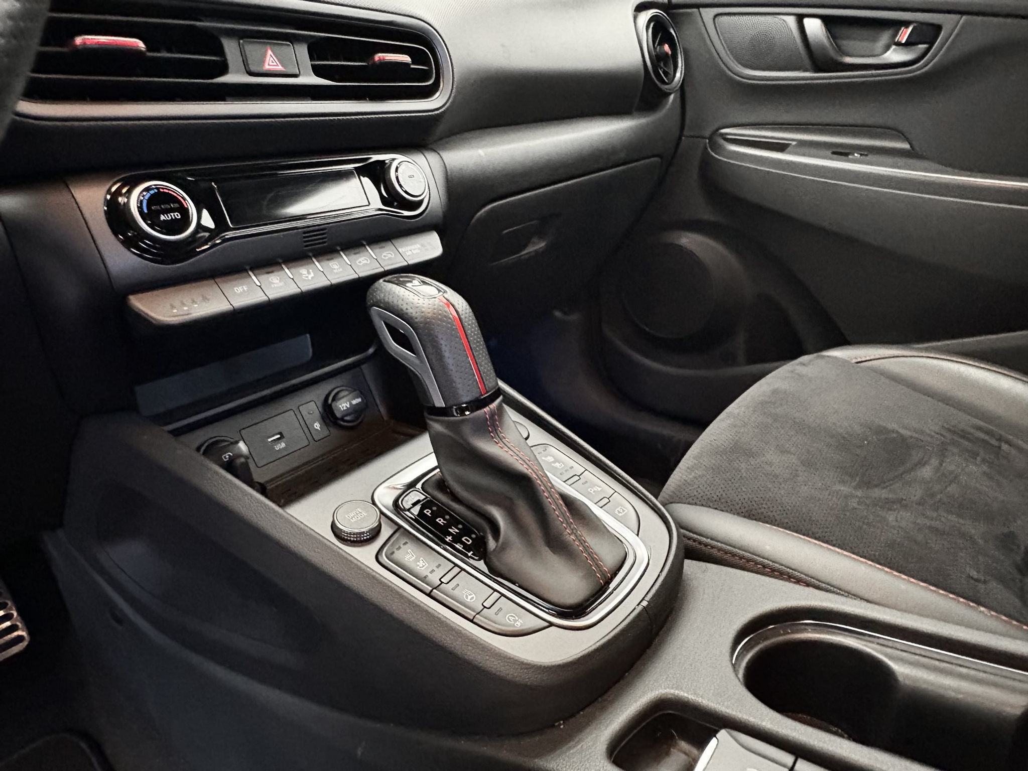 listing desktop thumbnail image 17