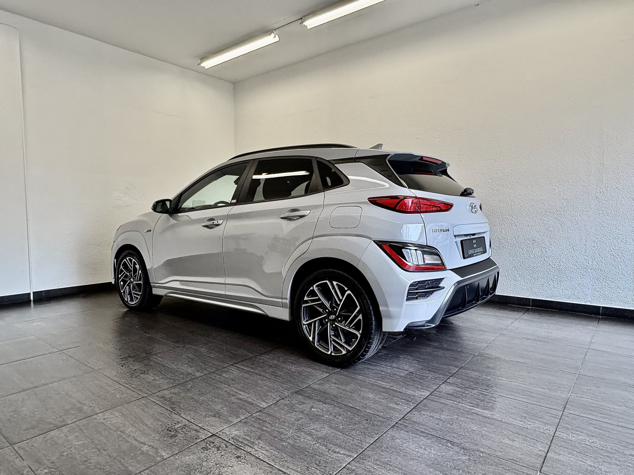 listing desktop thumbnail image 11